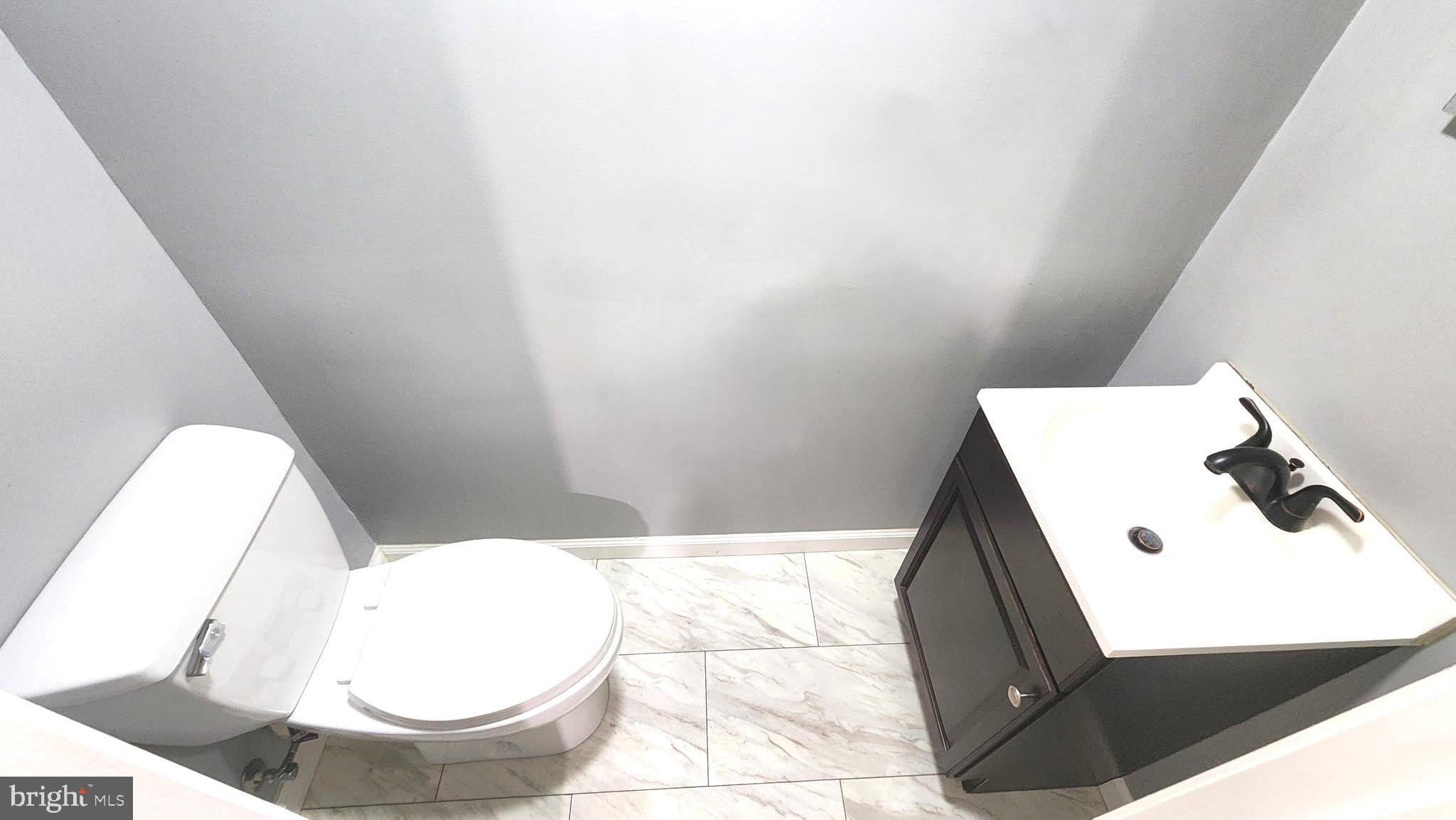 THE HAMLET - Residential Lease