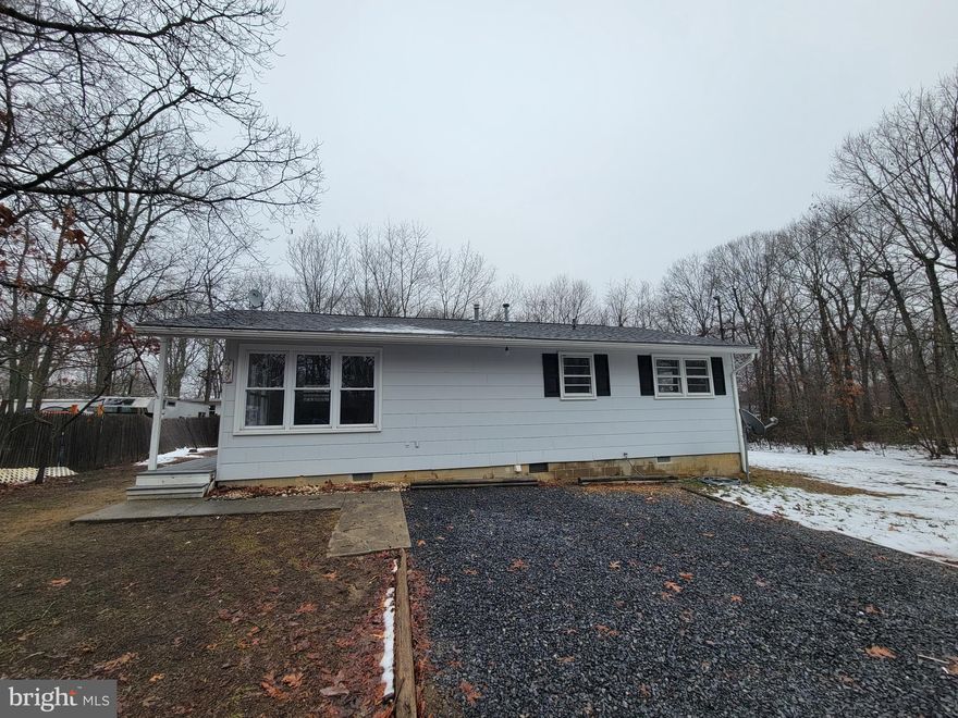 Affordable and adorable!!!  Welcome to 428 Quail Rd.   This newly refinished 3 bedroom 1  1/2 bath home is ready for its new owners.   Refinished Hardwood floors and tile through out the entire home.   Open floor plan with vaulted ceiling in the living room, dining area, and kitchen along with all the windows providing plenty of natural light make this a cozy area for family and to entertain friends.
The entire interior is freshly painted making for an easy move in.   All new ceilings in kitchen, dining area, and living room.  Complete kitchen with granite counter tops, stainless steel sink, new dishwasher, and tile floors for easy cleaning.   The pull down steps to the attic provide for plenty of storage for all your decorations and other belongings.  
This home is extremely affordable  with its low price and taxes of $1,810 make for mortgage payments less than rent payments.
tired of shelling out money to your landlord  with no tax benefits.  Then schedule your private tour with the listing agent to see how easy and affordable home ownership can be.
