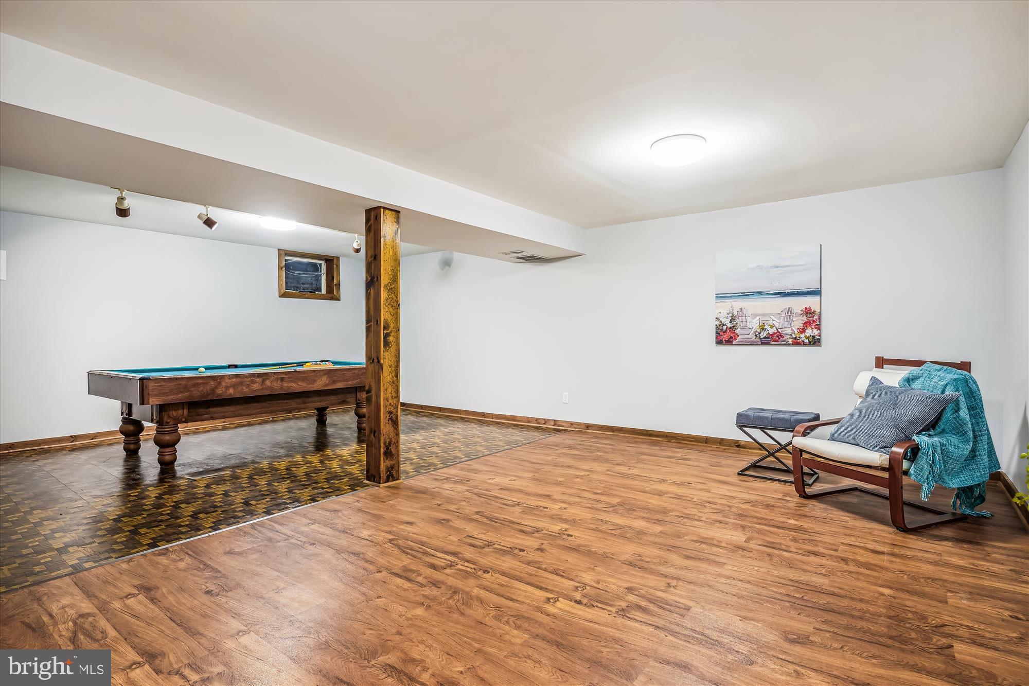 MONTCLAIR - Residential