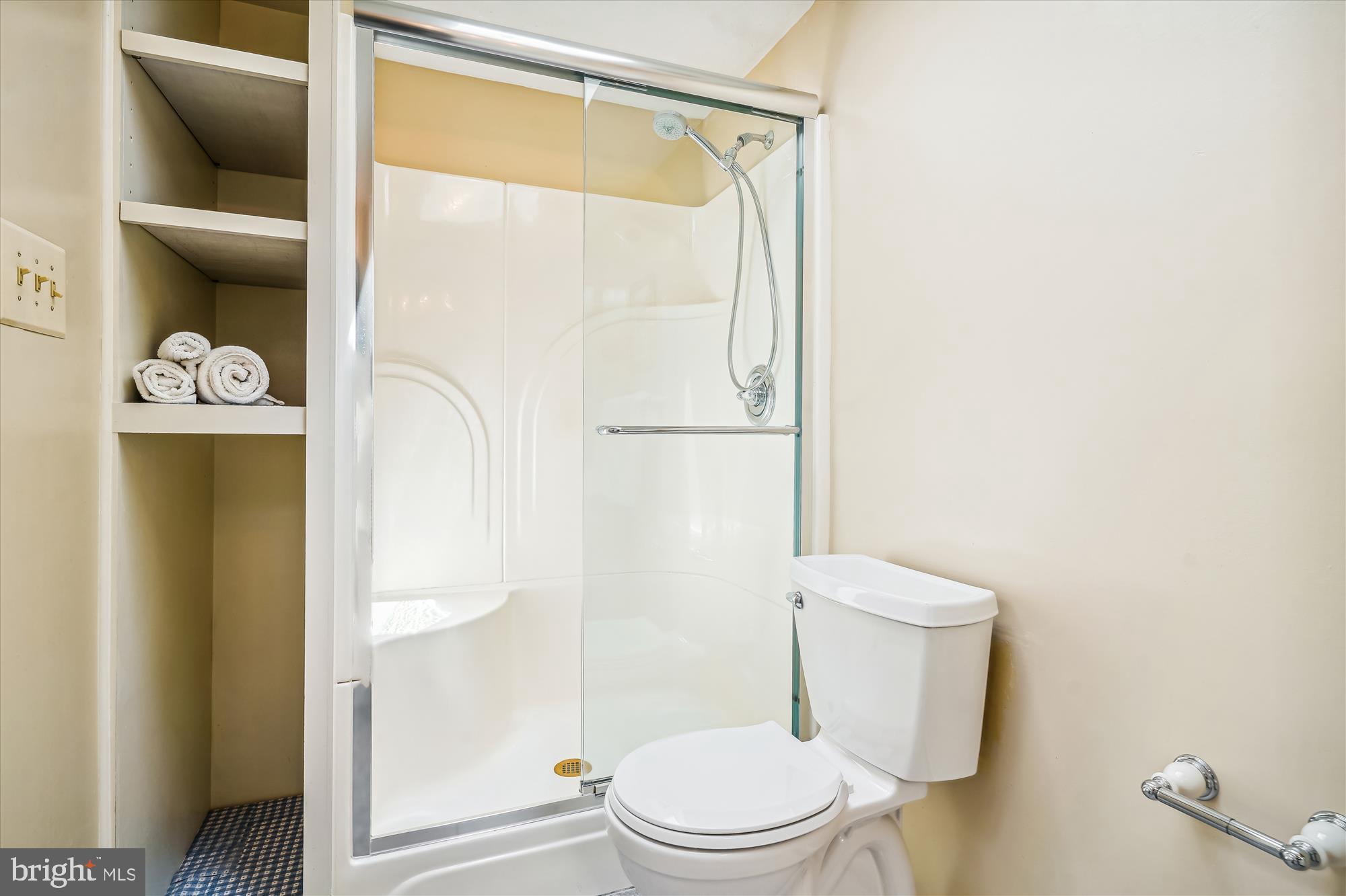 MONTCLAIR - Residential