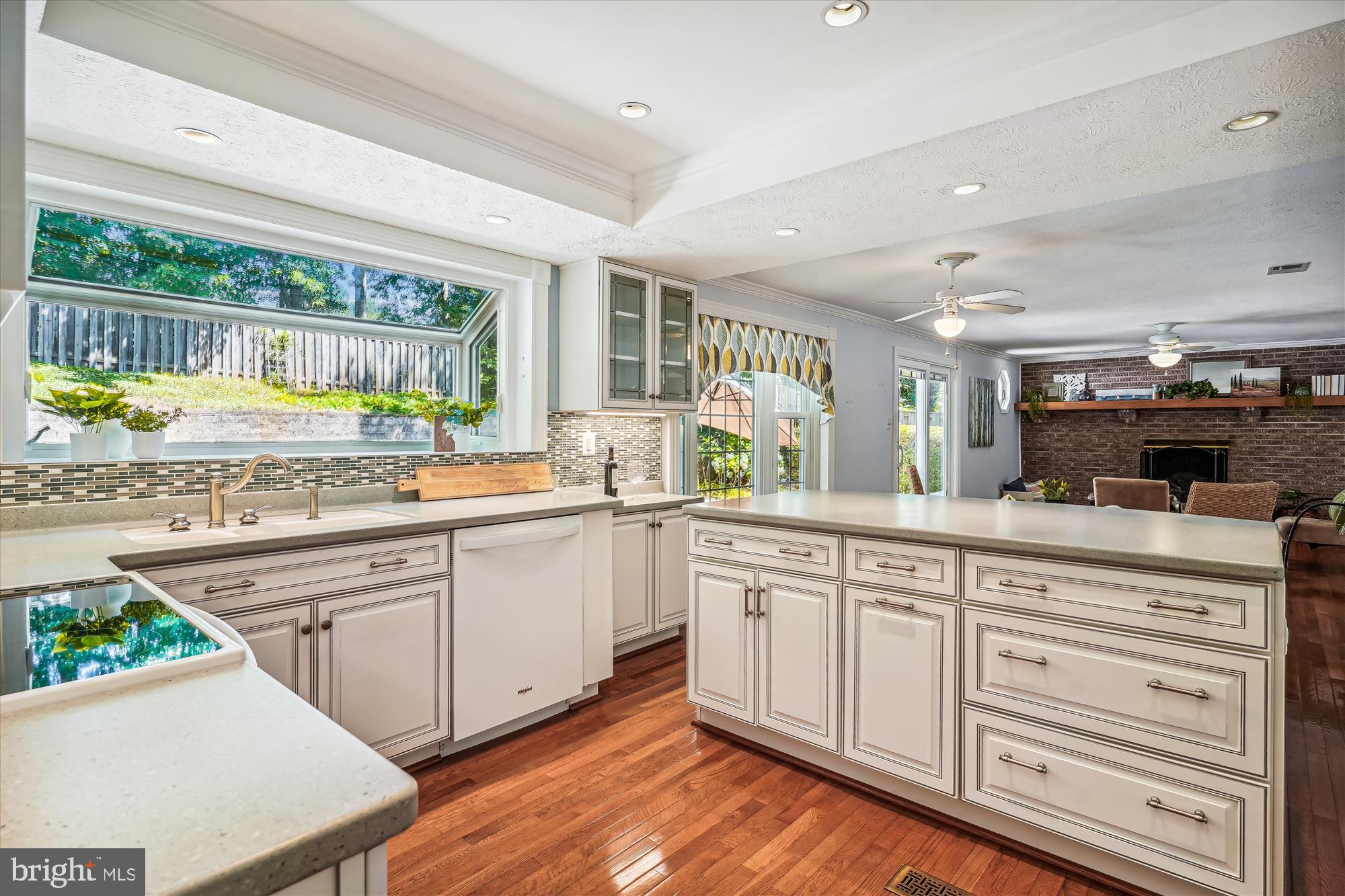 MONTCLAIR - Residential