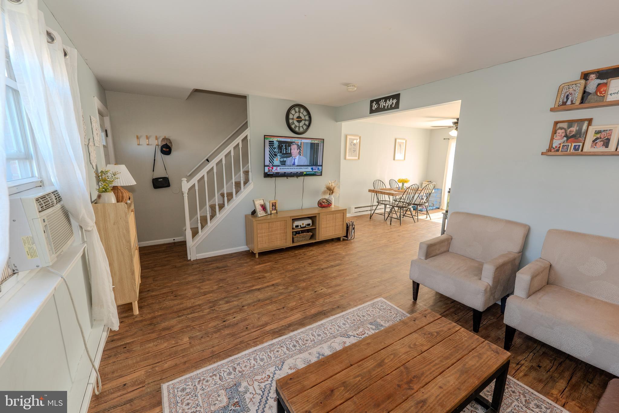 COLONIAL VIL - Residential