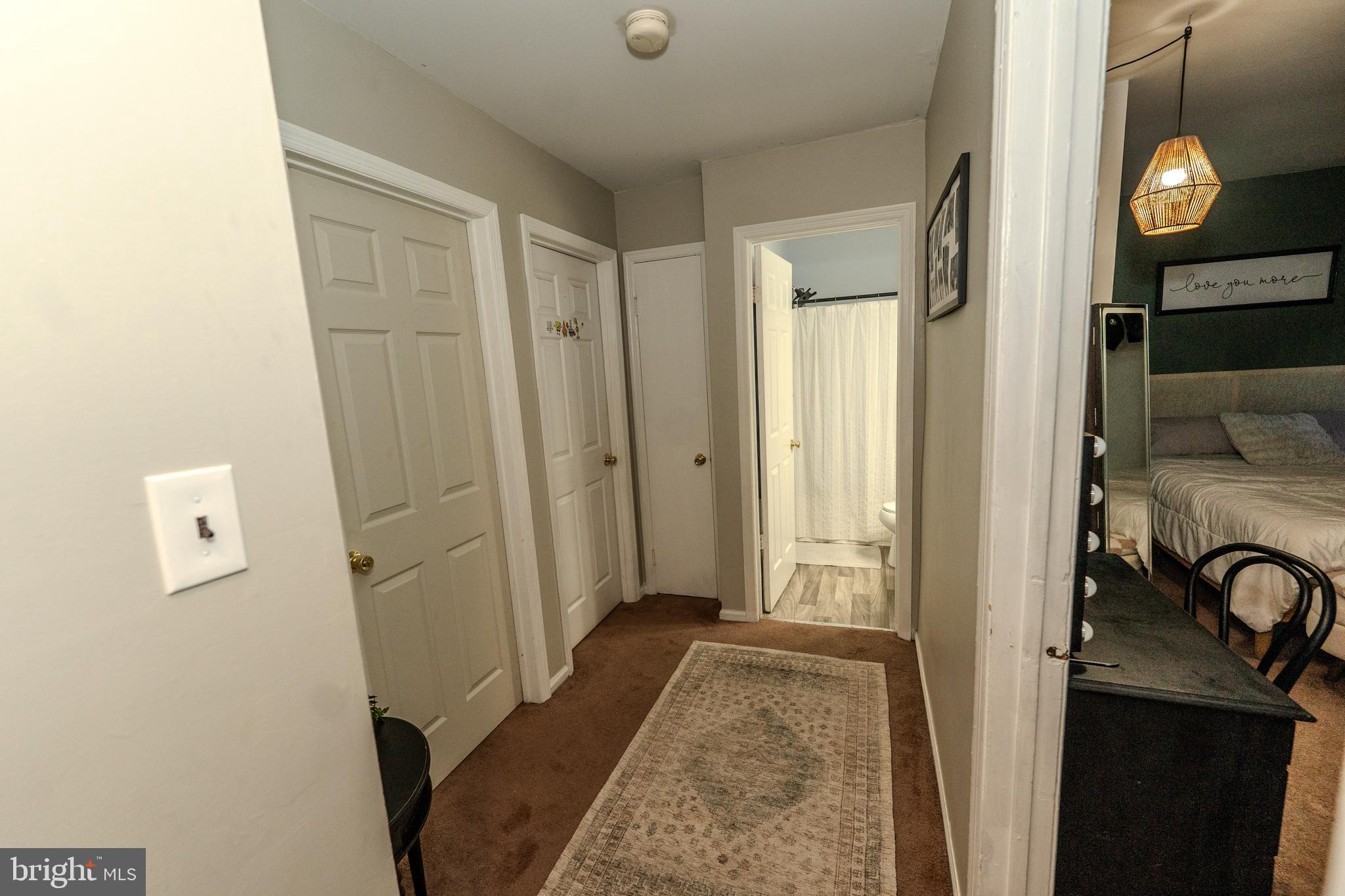 COLONIAL VIL - Residential