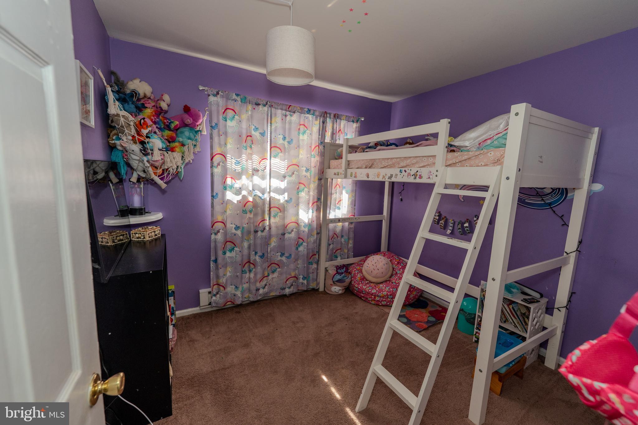 COLONIAL VIL - Residential