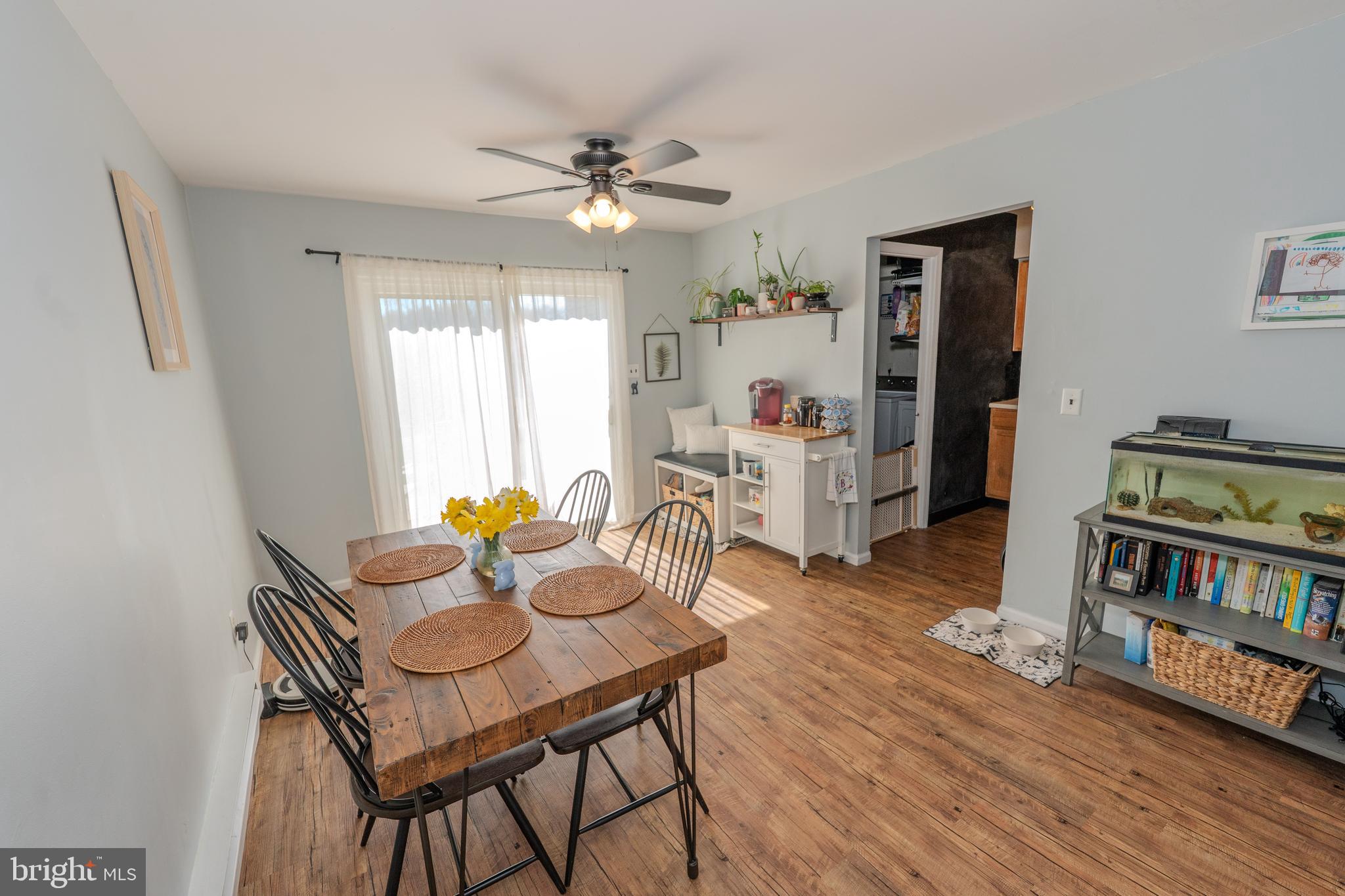 COLONIAL VIL - Residential