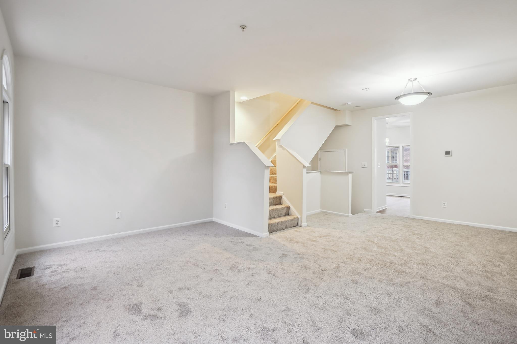 TYSONS VILLAGE - Residential