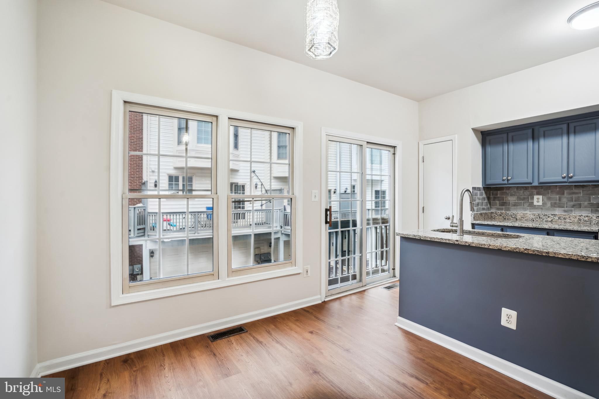 TYSONS VILLAGE - Residential