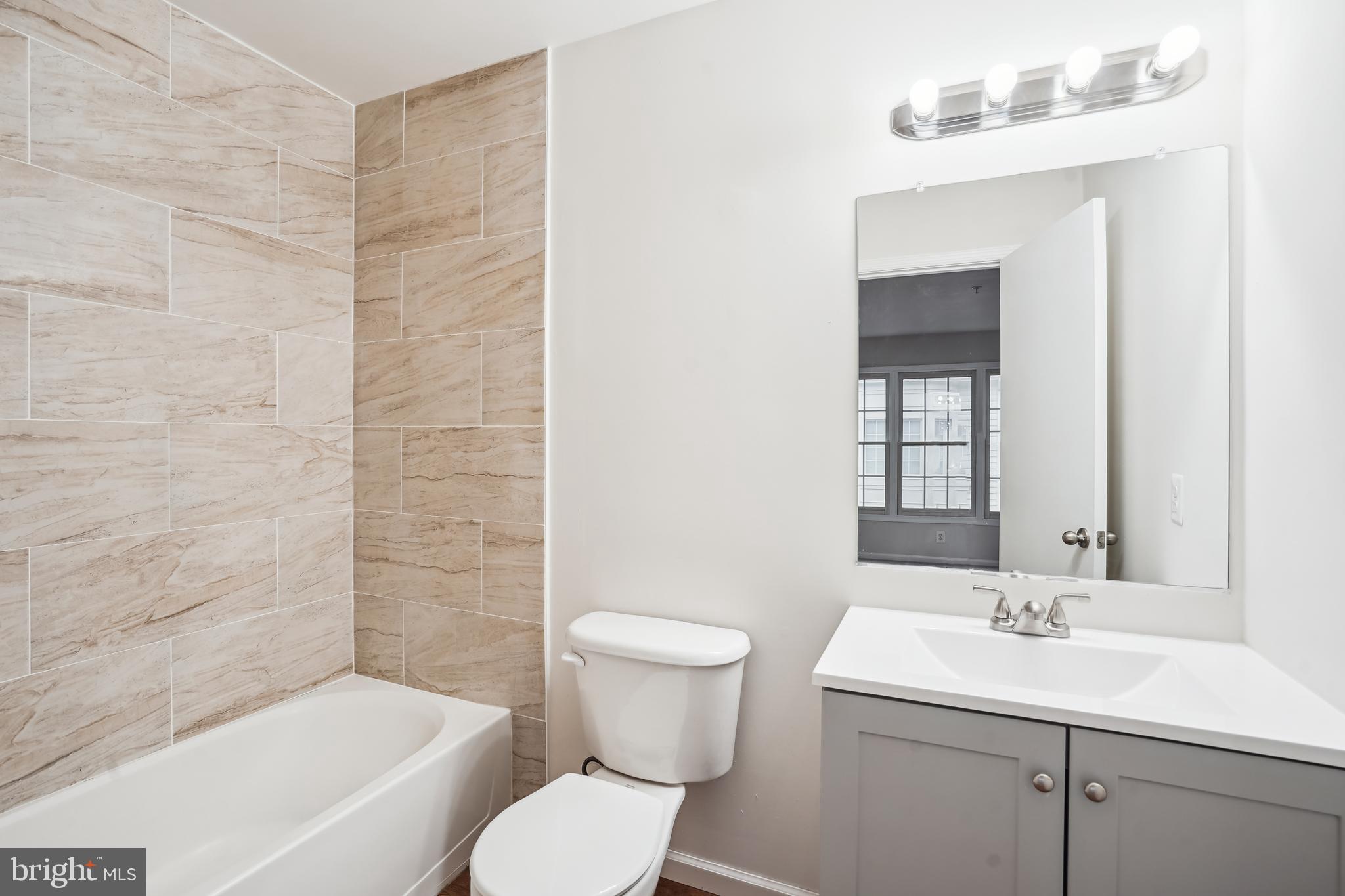 TYSONS VILLAGE - Residential