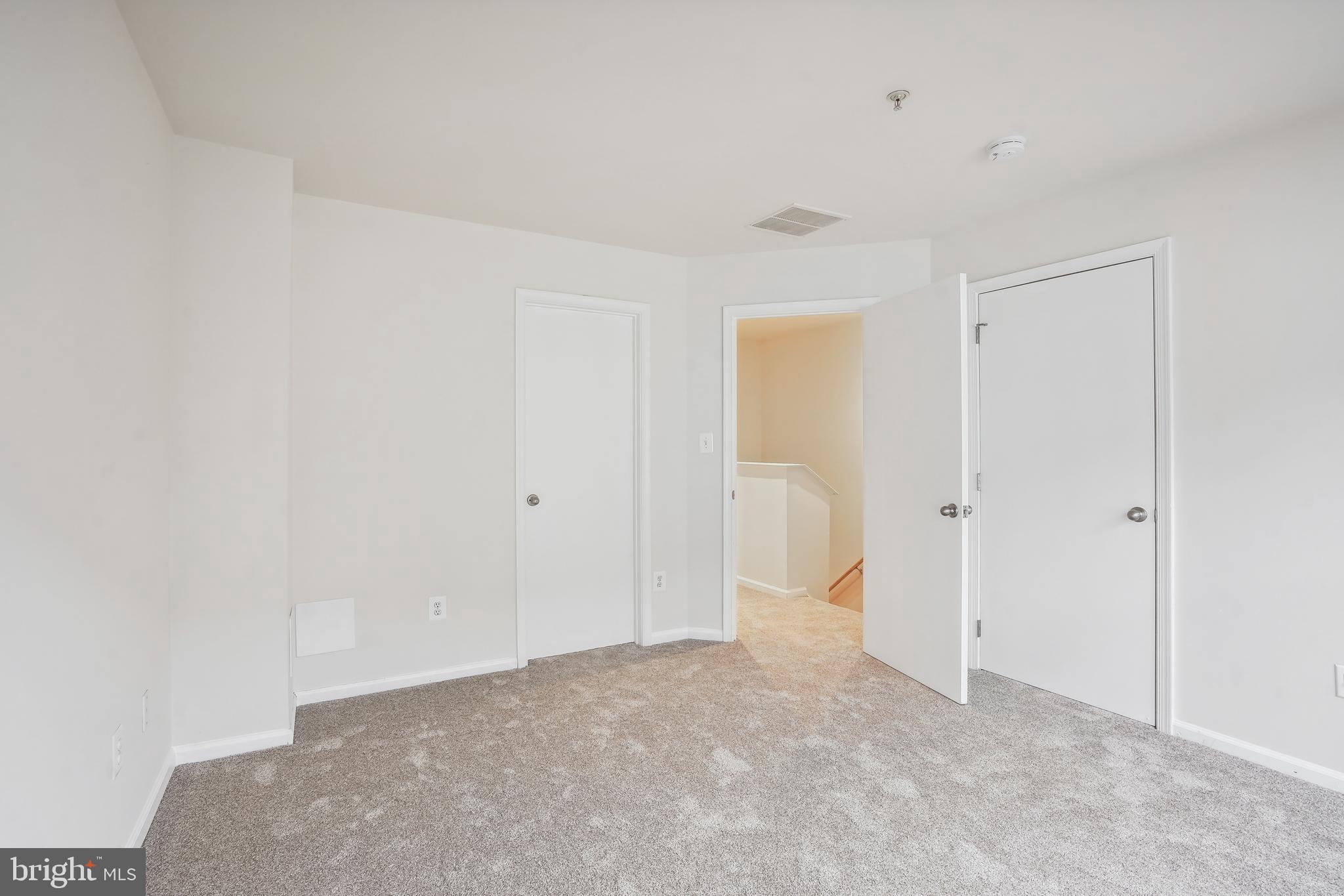 TYSONS VILLAGE - Residential