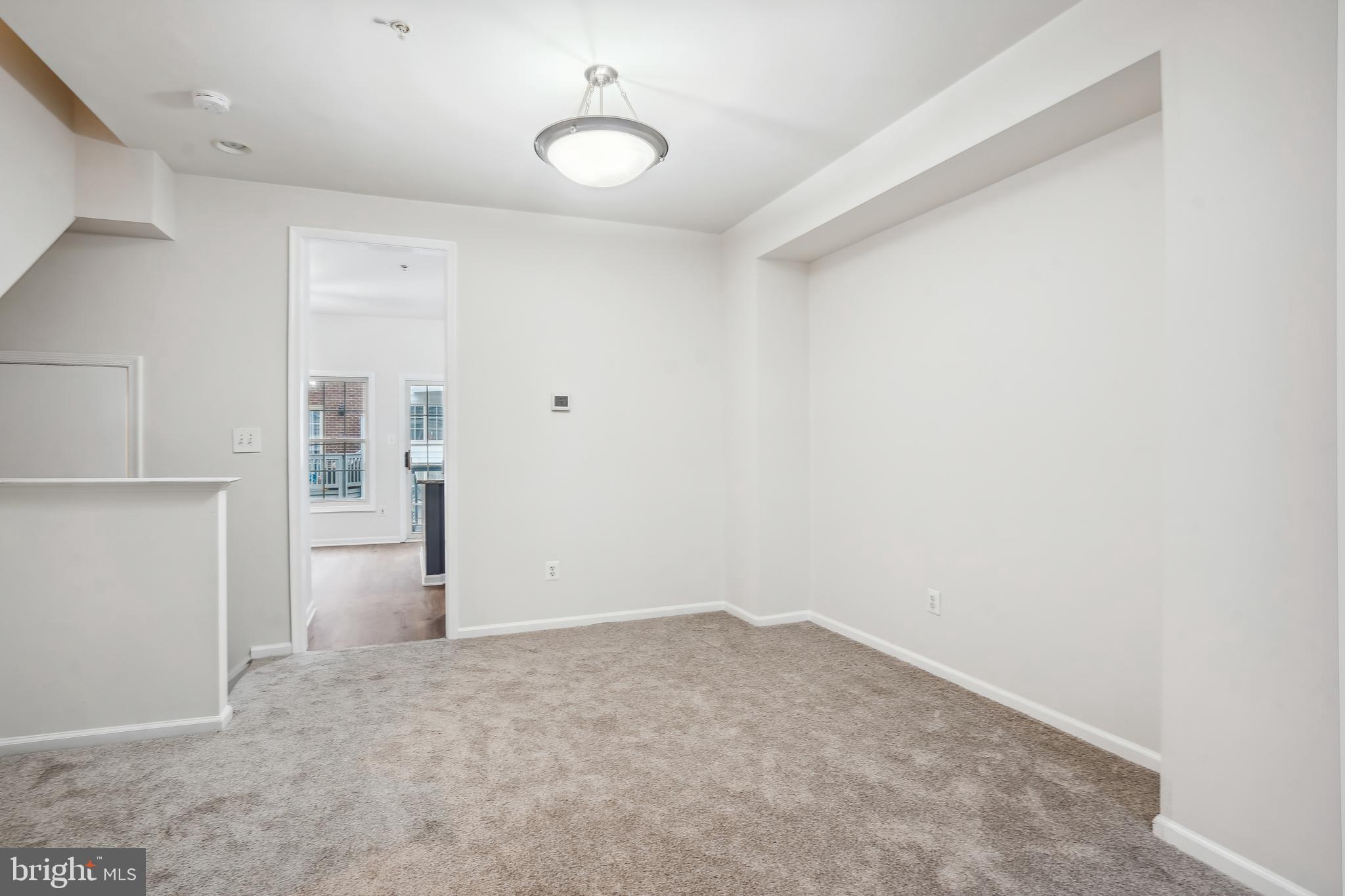 TYSONS VILLAGE - Residential