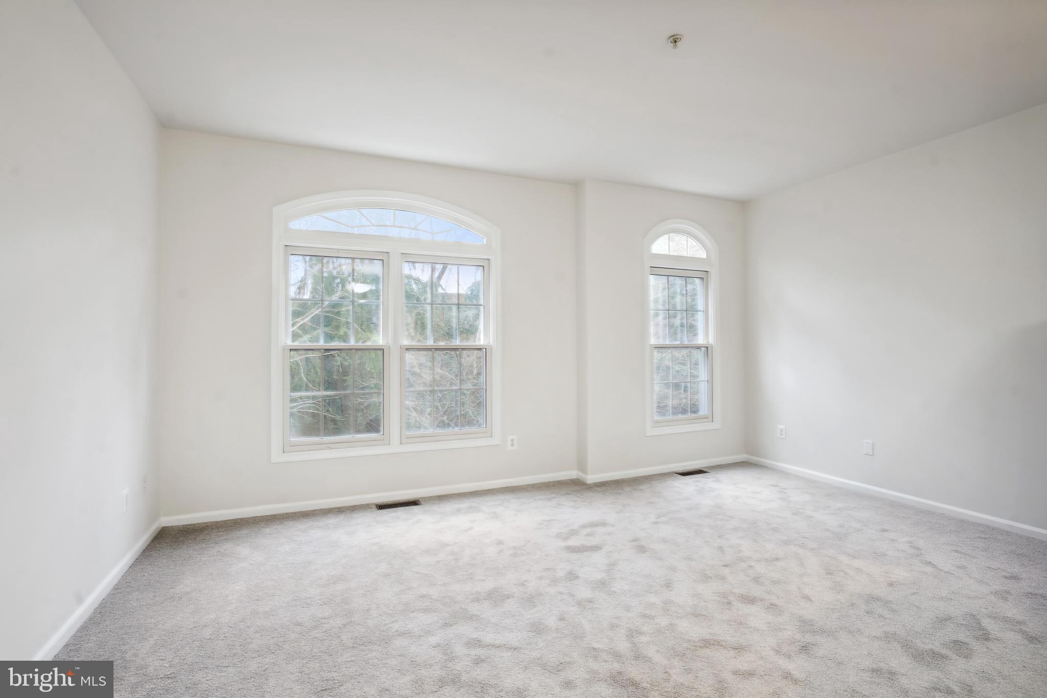 TYSONS VILLAGE - Residential