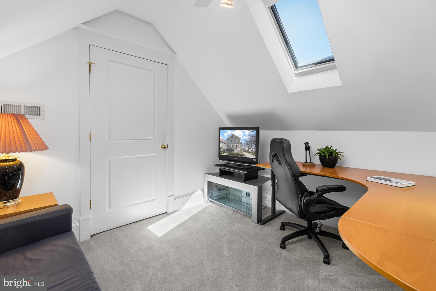 ASHTON HEIGHTS - Residential