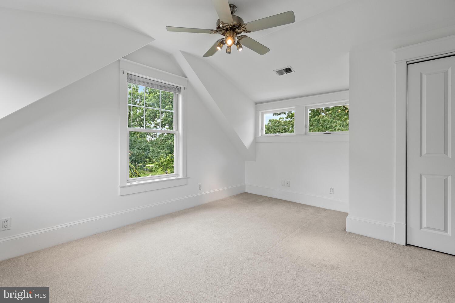 ASHTON HEIGHTS - Residential