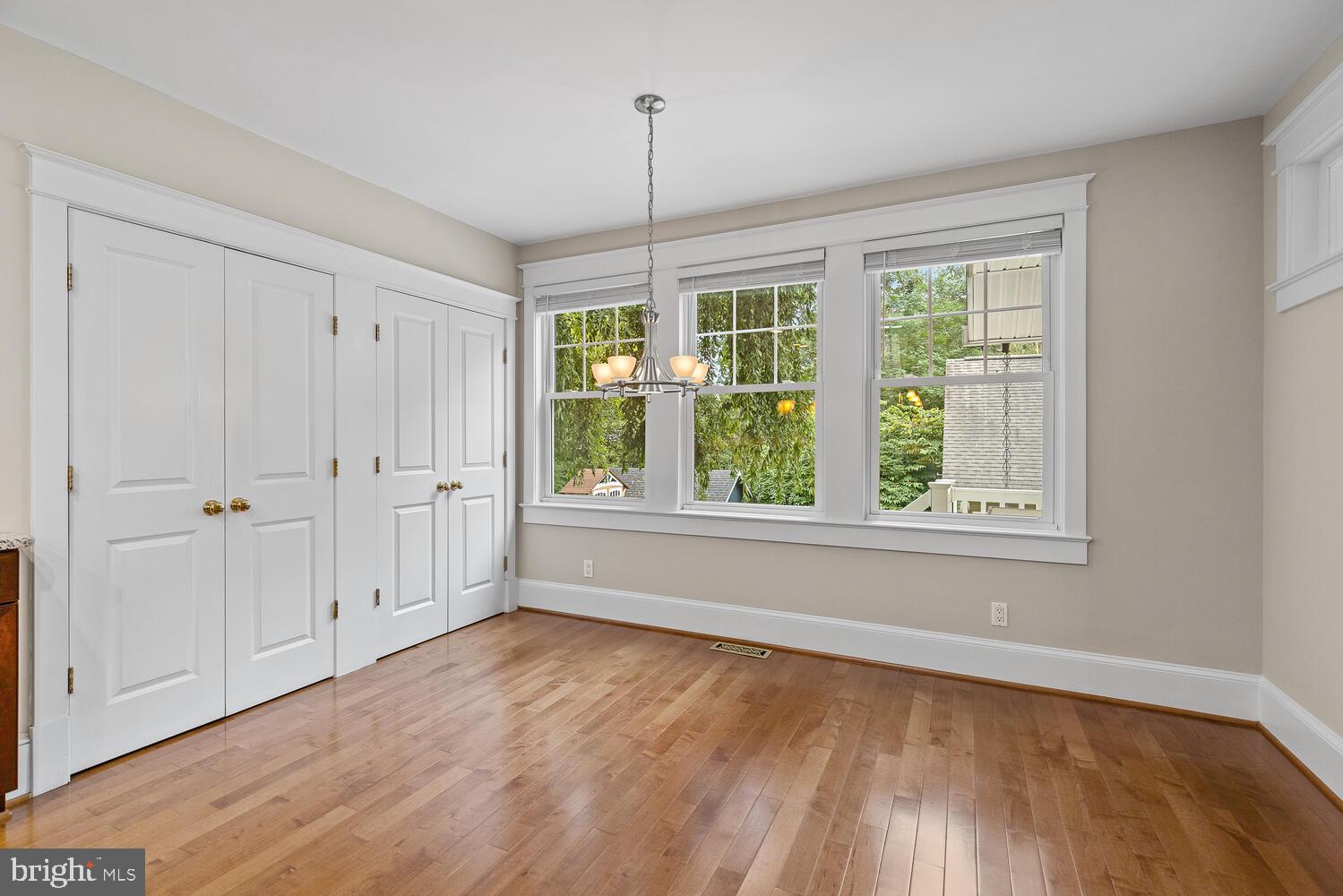 ASHTON HEIGHTS - Residential