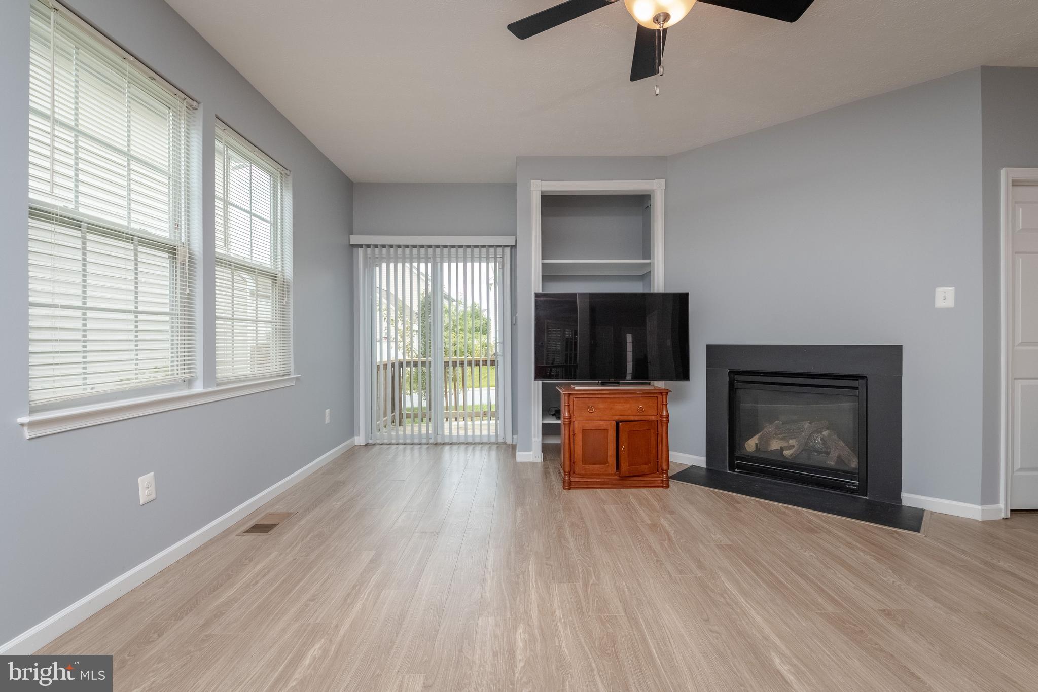 MIRAMAR LANDING - Residential