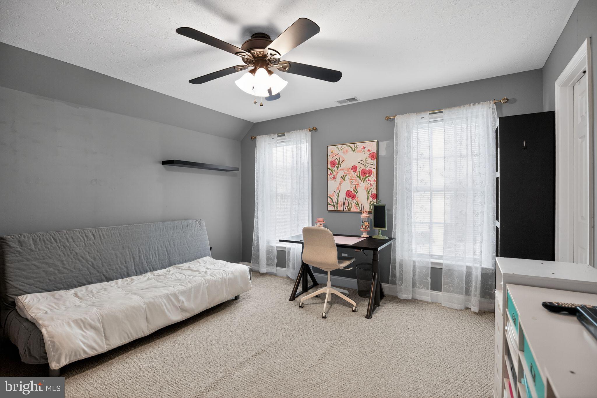 SUN VALLEY EST SUB - Residential