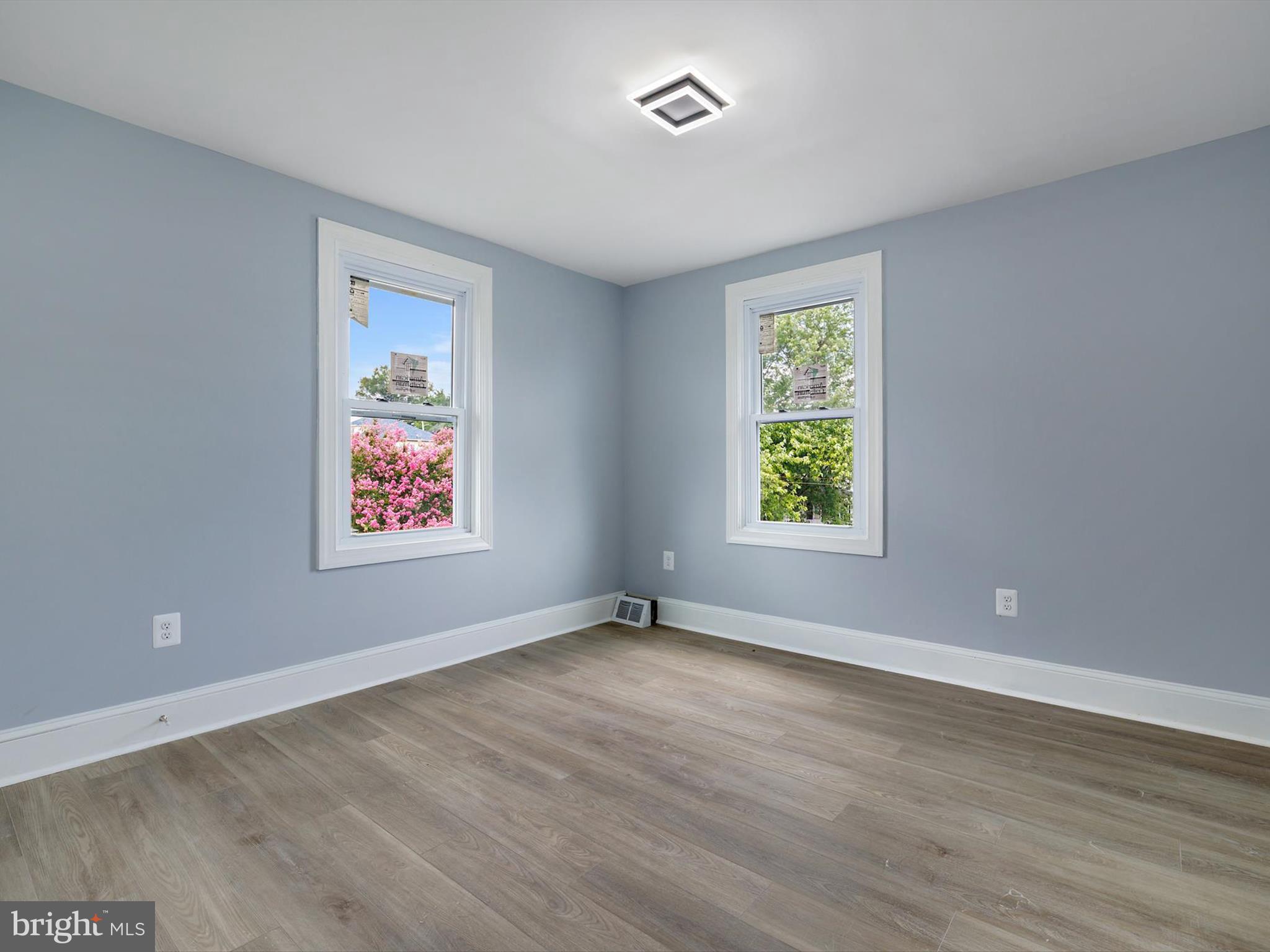 VIOLETVILLE - Residential