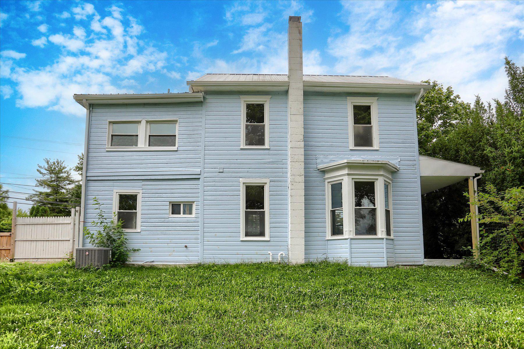 801 N MOUNTAIN ROAD
