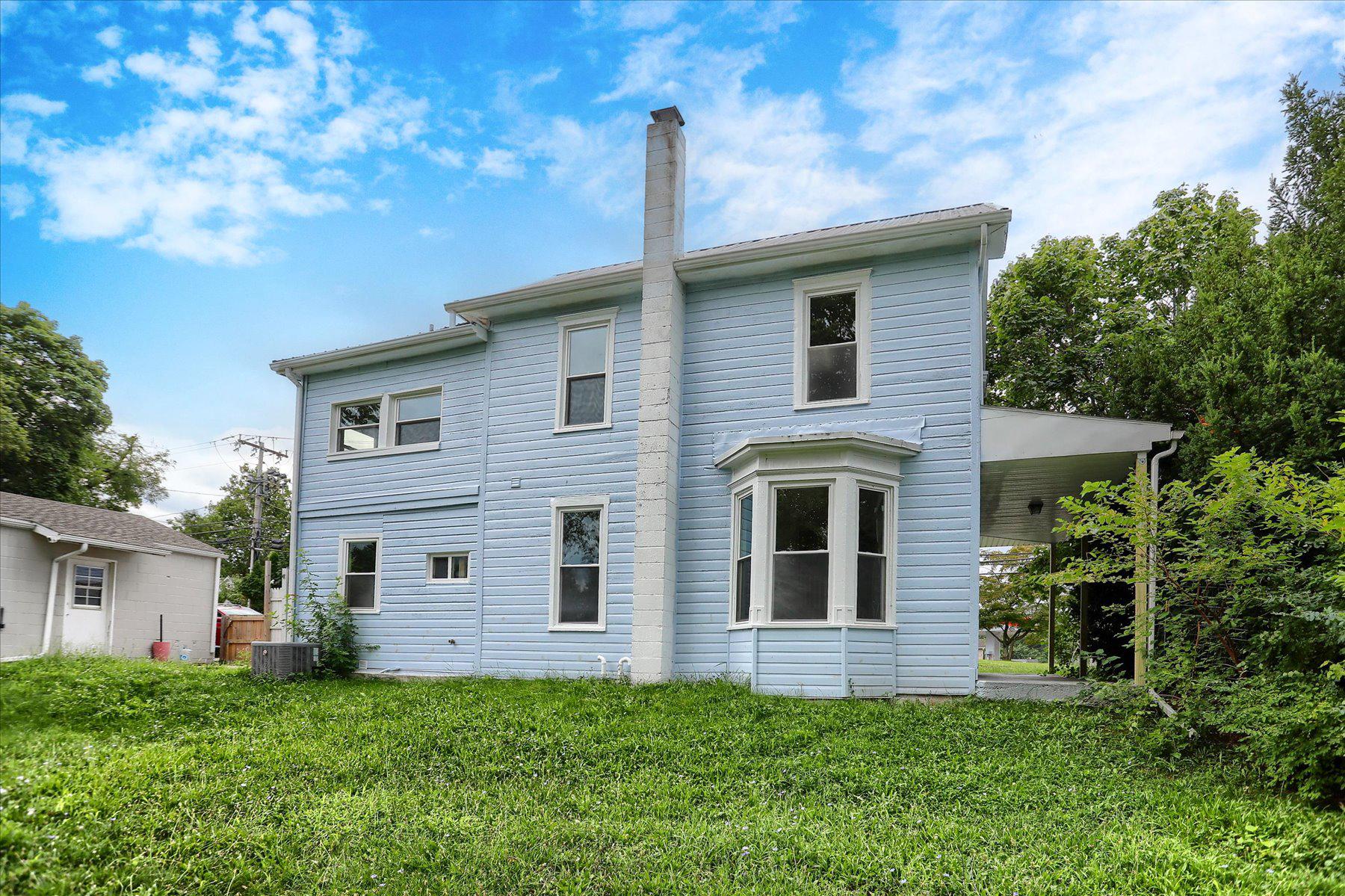 801 N MOUNTAIN ROAD