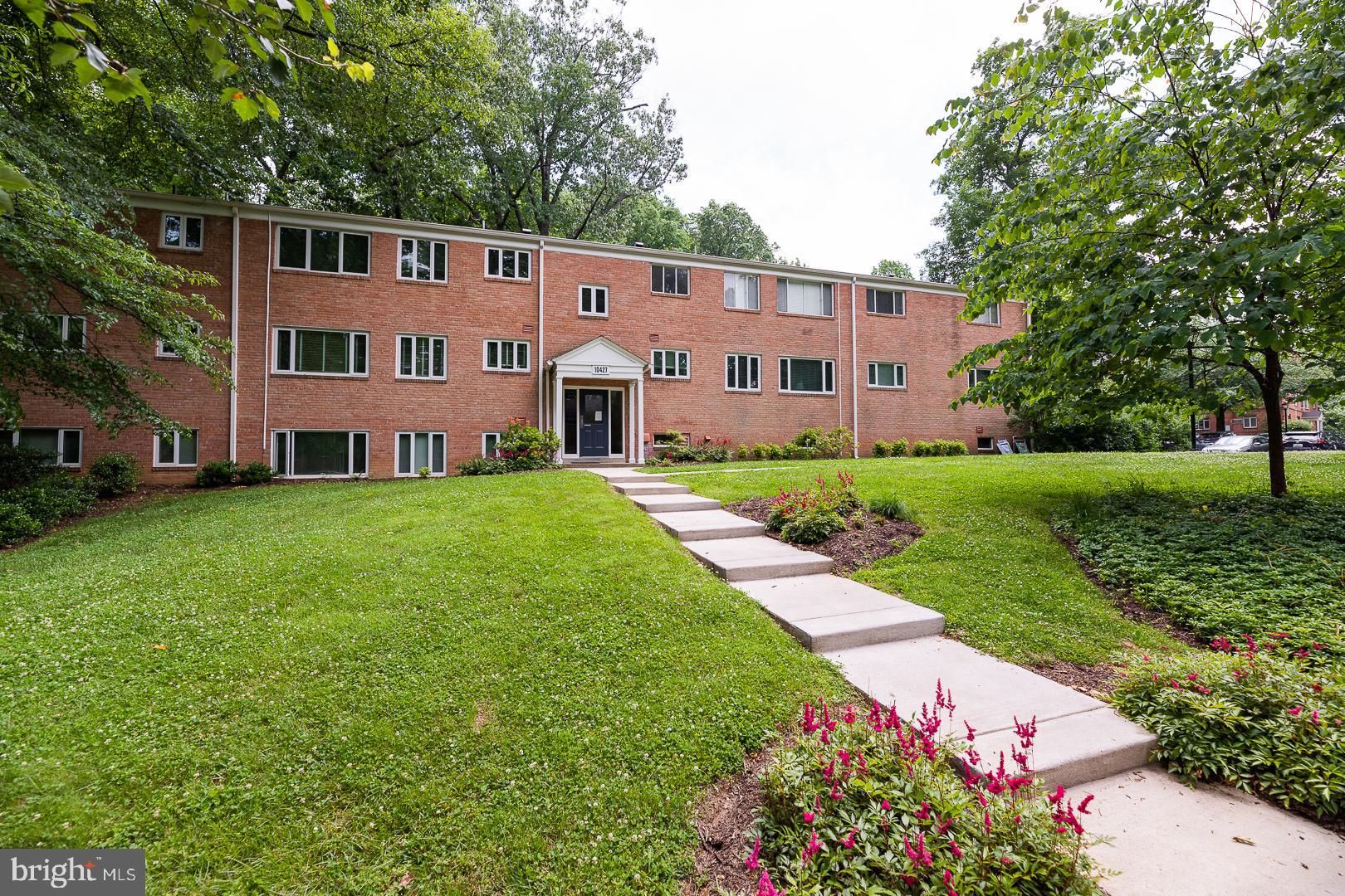 PARKSIDE CONDOMINIUMS - Residential Lease