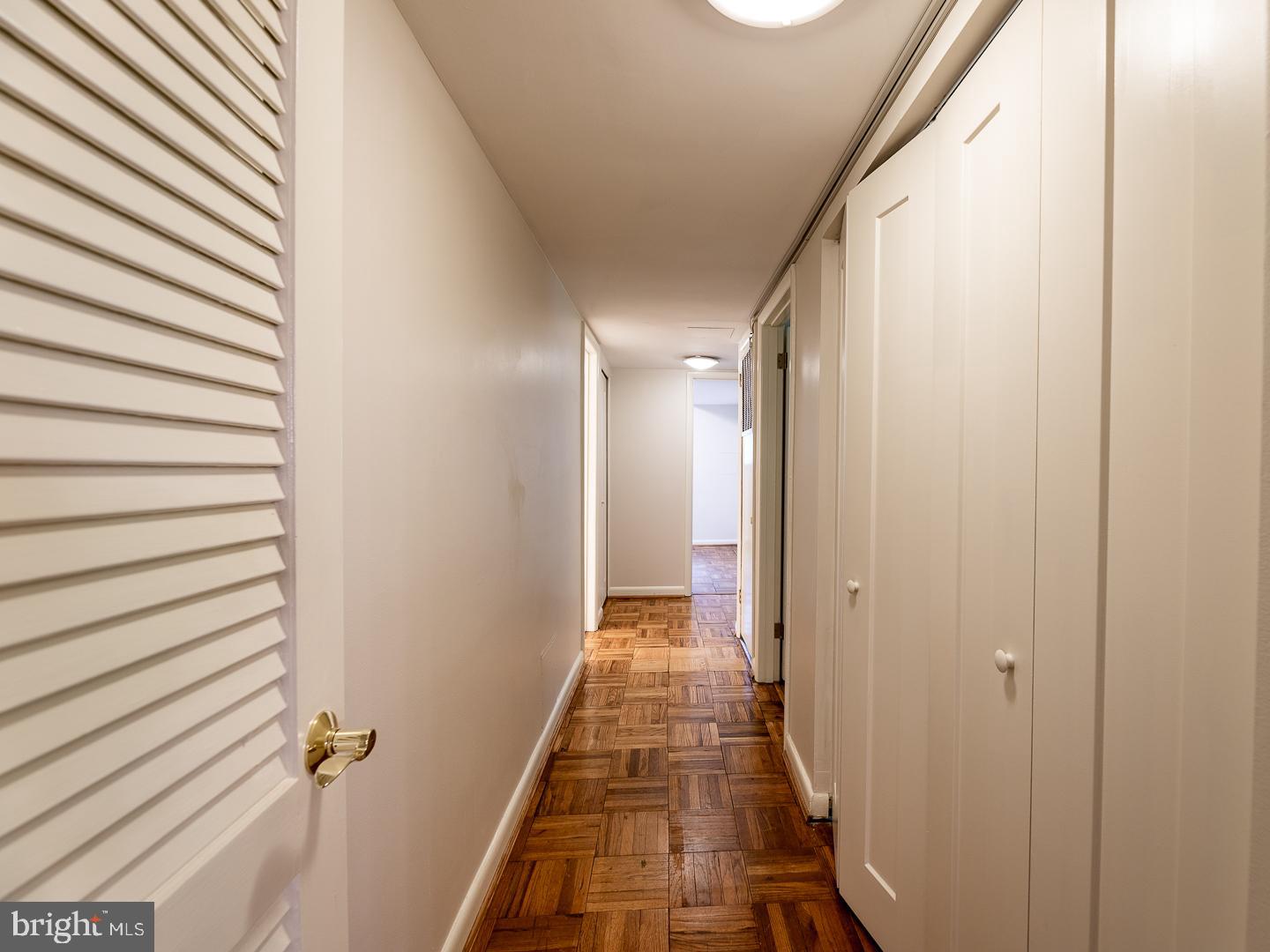 PARKSIDE CONDOMINIUMS - Residential Lease