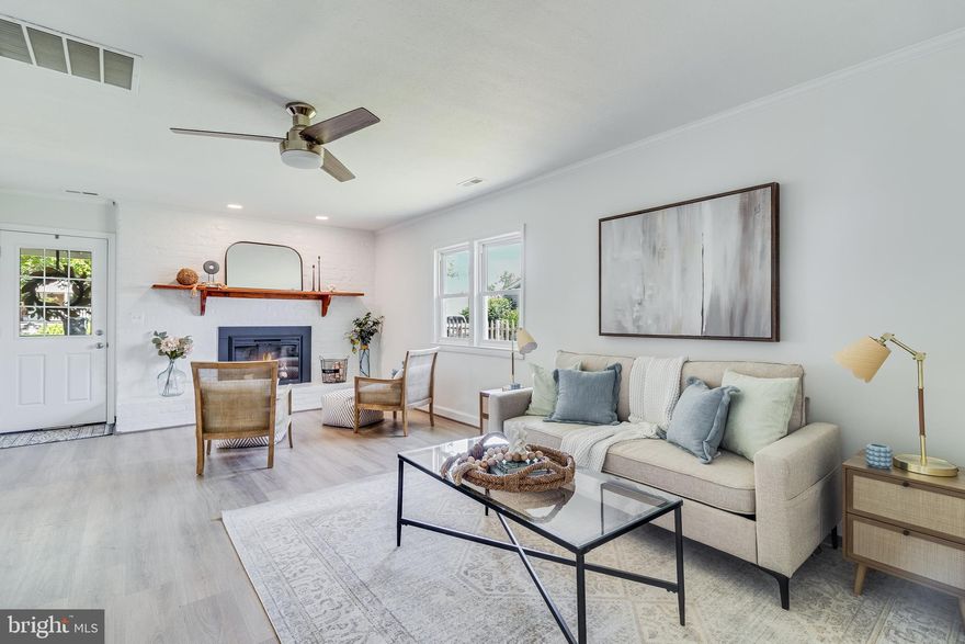 🏡 Price Reduced and a New Roof!  Completely Renovated Single-Family Home – for the price of a townhouse in this area! Motivated Seller!

Don't miss this rare opportunity to own a beautifully remodeled 3BR/2BA single-family home in a desirable waterfront community—now offered at a reduced price that rivals townhomes in the area!

This move-in ready gem features brand new LVP flooring throughout, all-new stainless steel appliances, granite countertops, and updated cabinets. Both bathrooms have been tastefully upgraded with custom tile work, giving the home a clean, modern aesthetic.

Enjoy a spacious primary bedroom, a bright, open interior, and water views from the driveway. Perfect as a full-time residence or a relaxing weekend retreat. Just 2 minutes from waterfront dining and entertainment at Seabreeze and Sandgates, with public beach access at Snow Hill Park nearby. Only 30 minutes to PAX River Naval Base.

Set in a peaceful, nature-surrounded community, this fully renovated home offers exceptional value and laid-back coastal living. Motivated seller—bring your offer today!