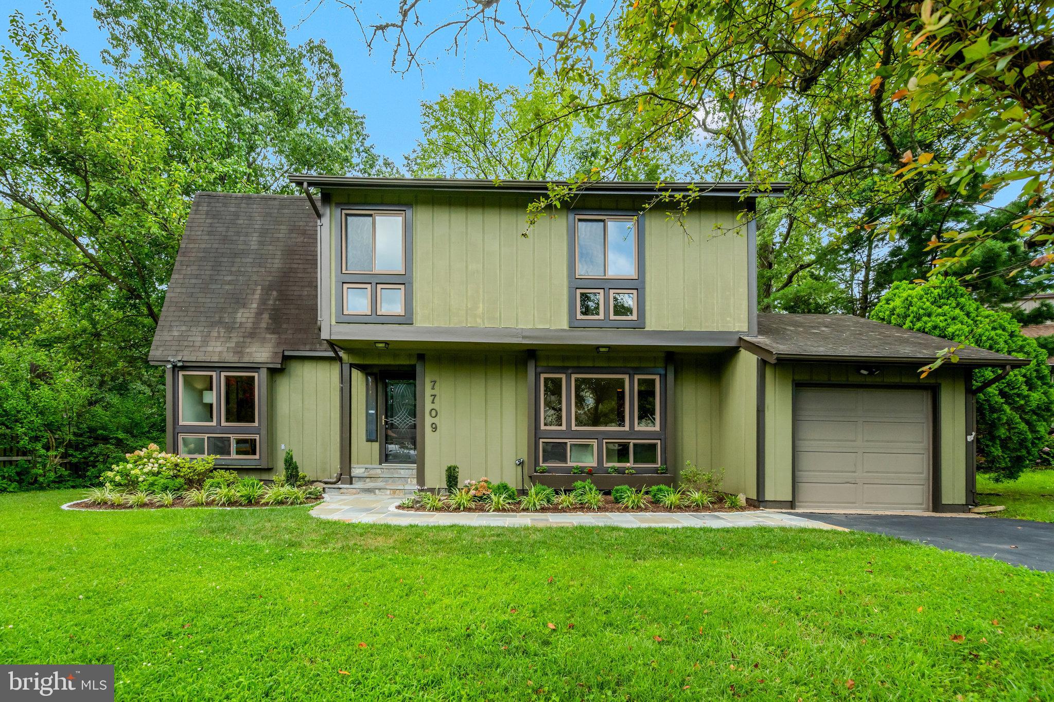 7709 ANDERSON COURT