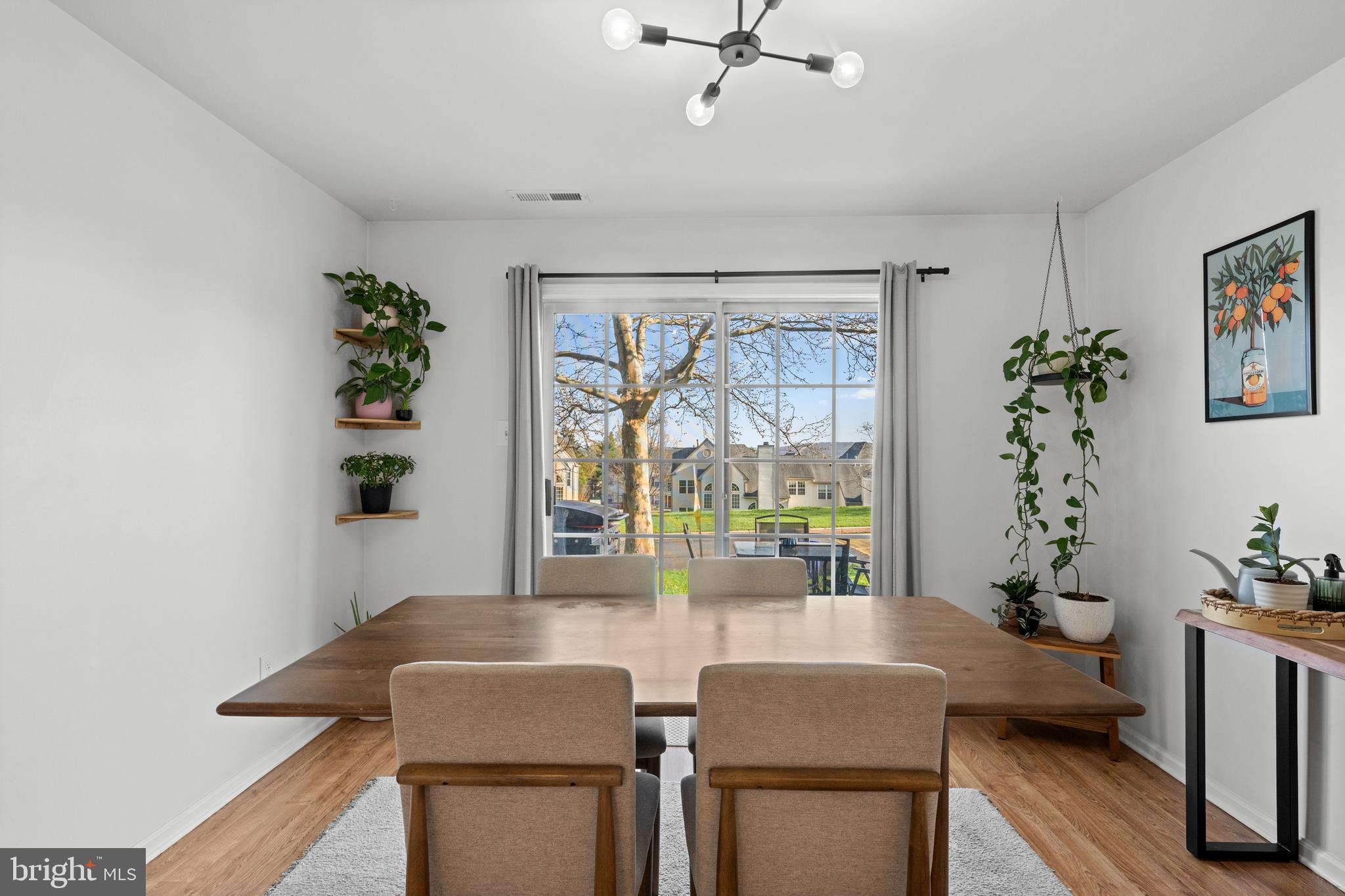 PROVIDENCE VIEW - Residential