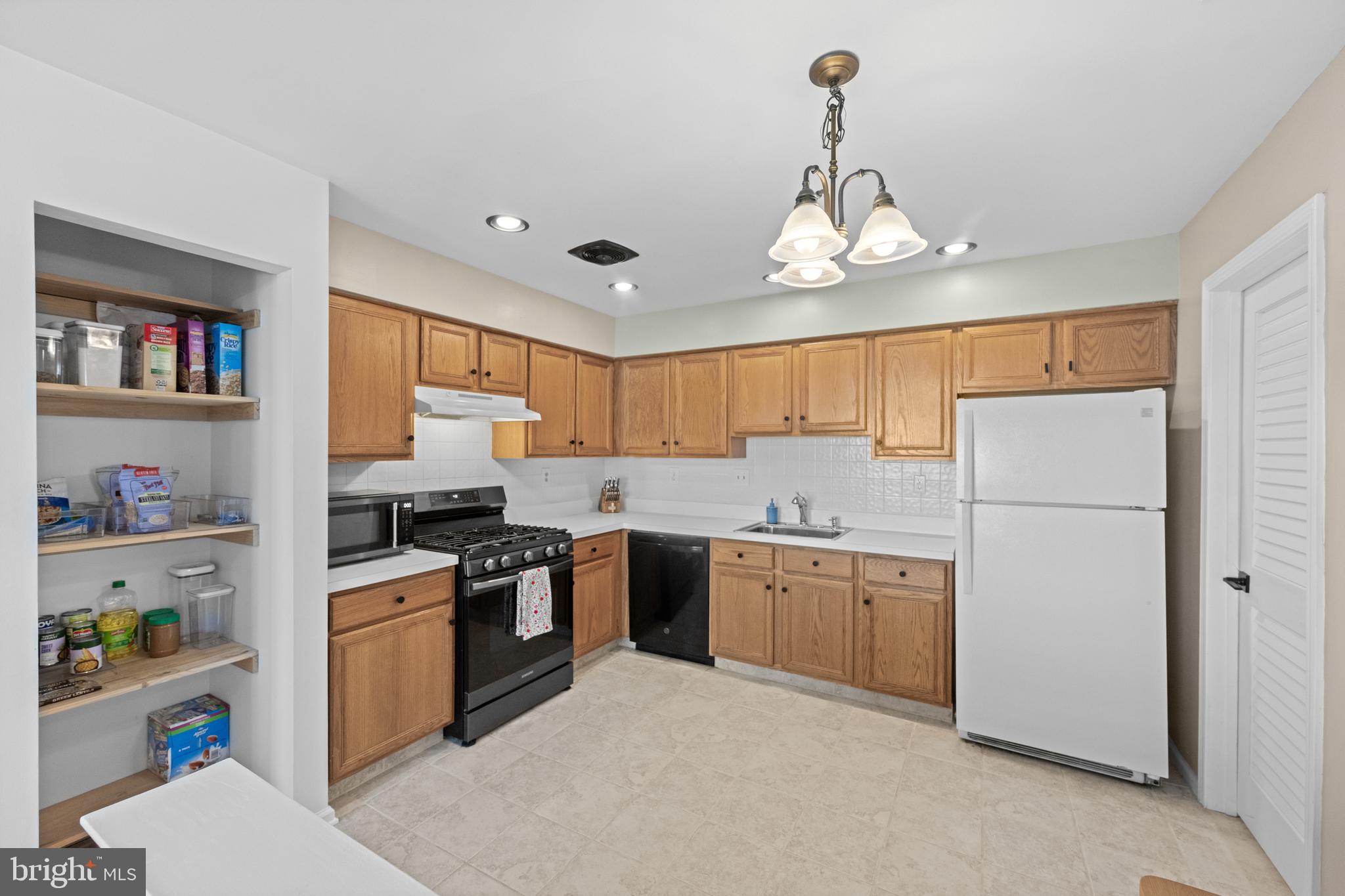 PROVIDENCE VIEW - Residential