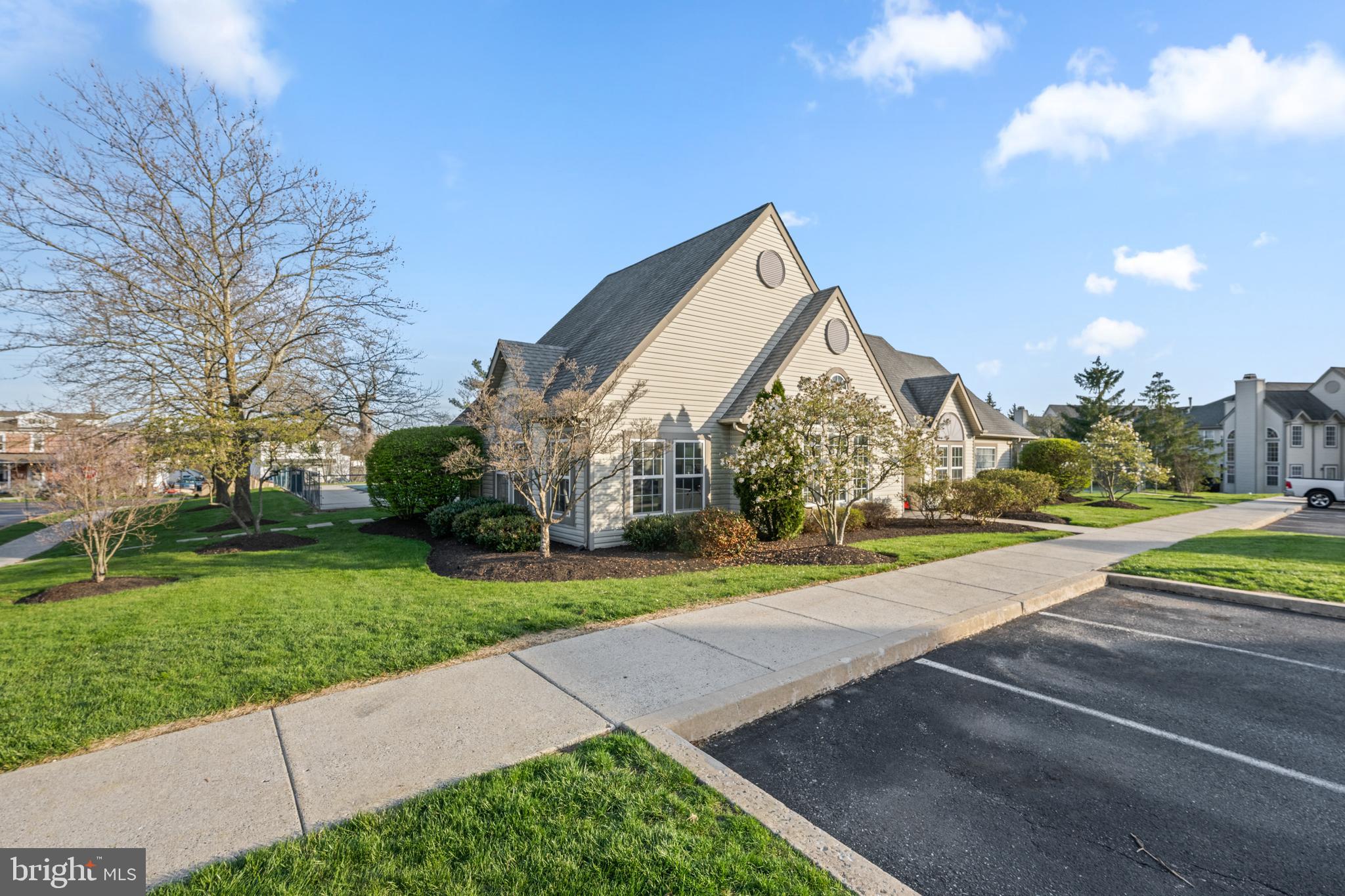 PROVIDENCE VIEW - Residential