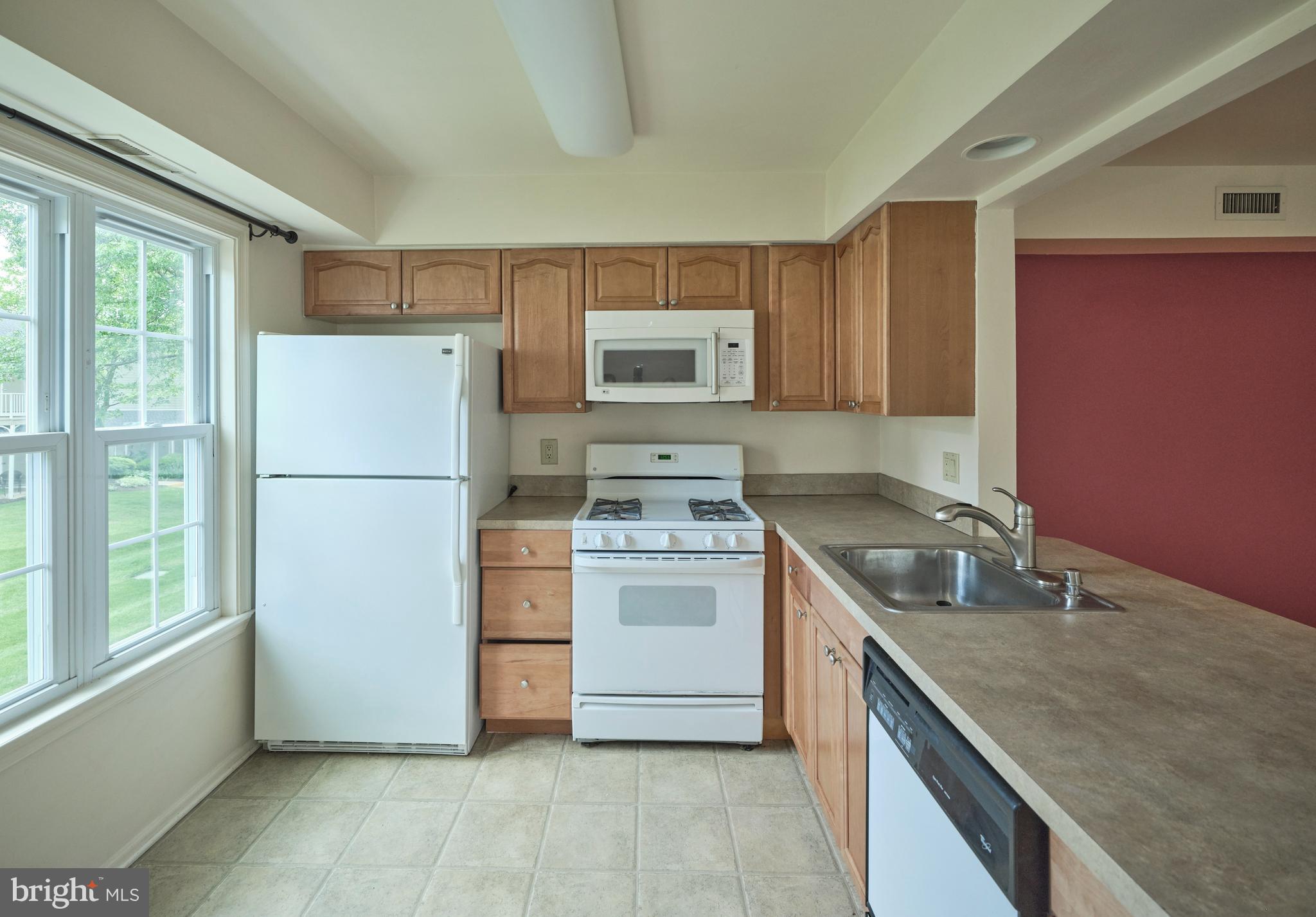 1108 SOCIETY PLACE