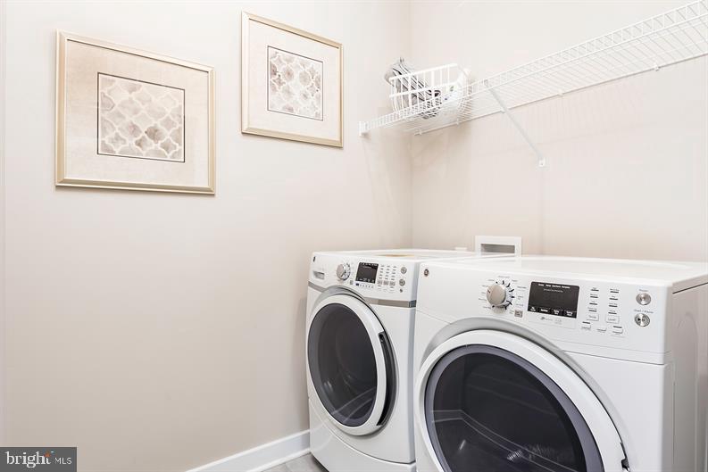 TWO RIVERS - Residential