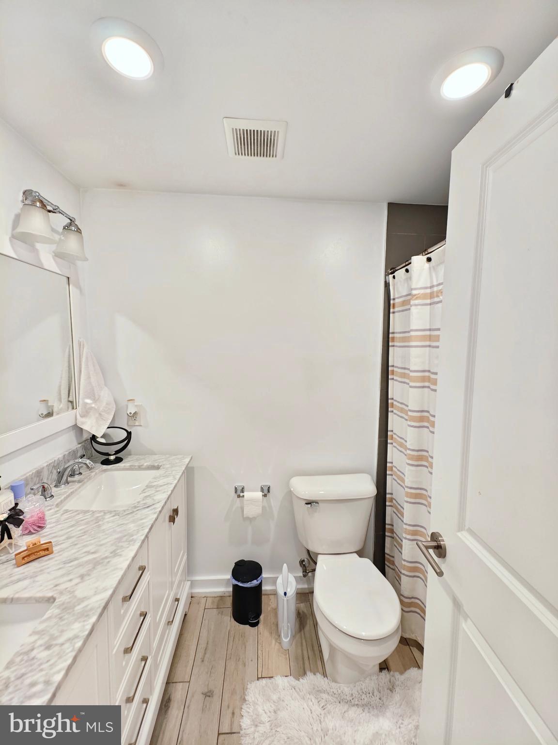 FRANCISVILLE - Residential Income