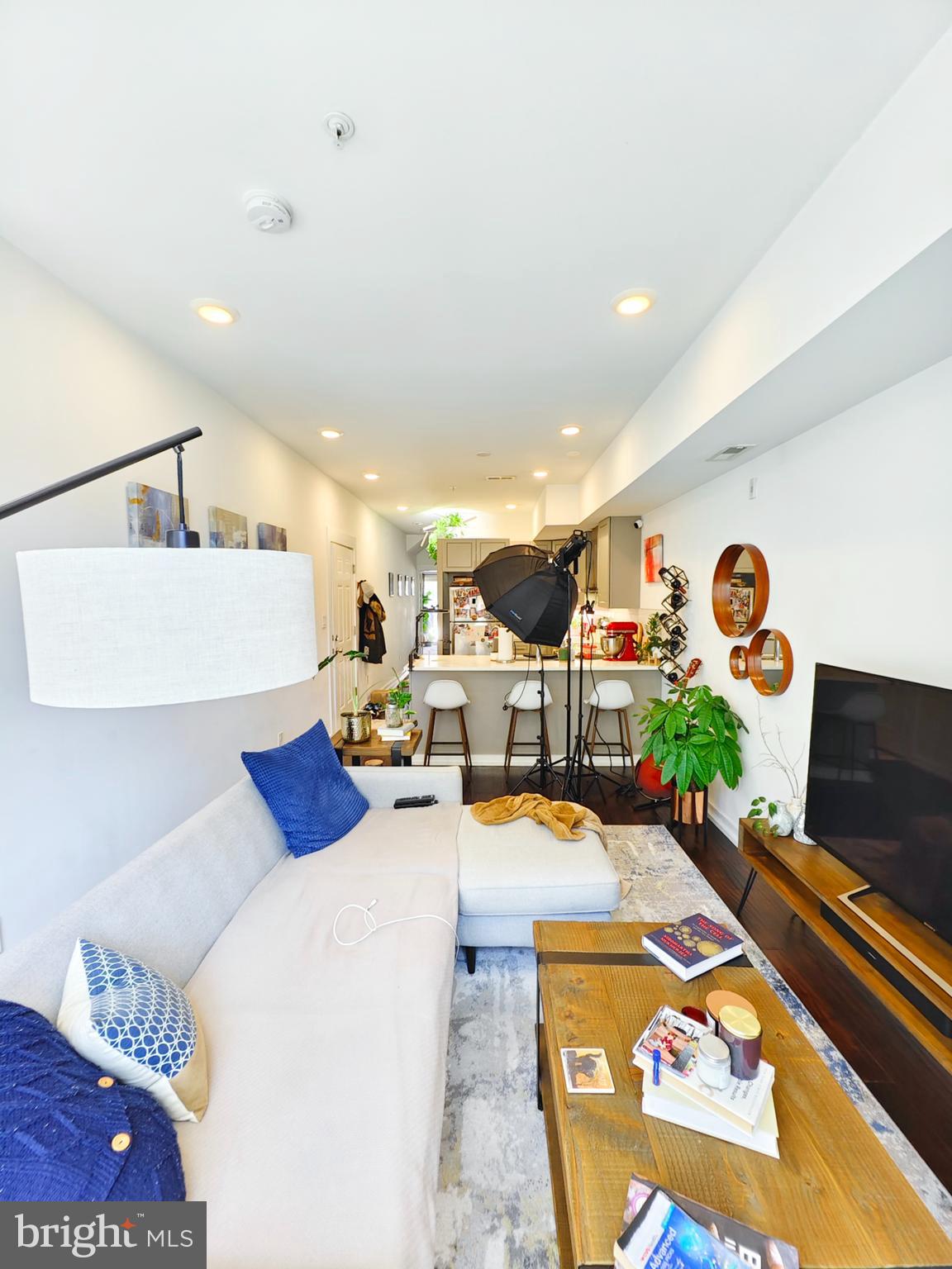 FRANCISVILLE - Residential Income