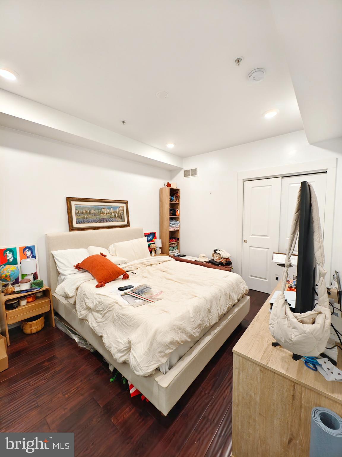 FRANCISVILLE - Residential Income