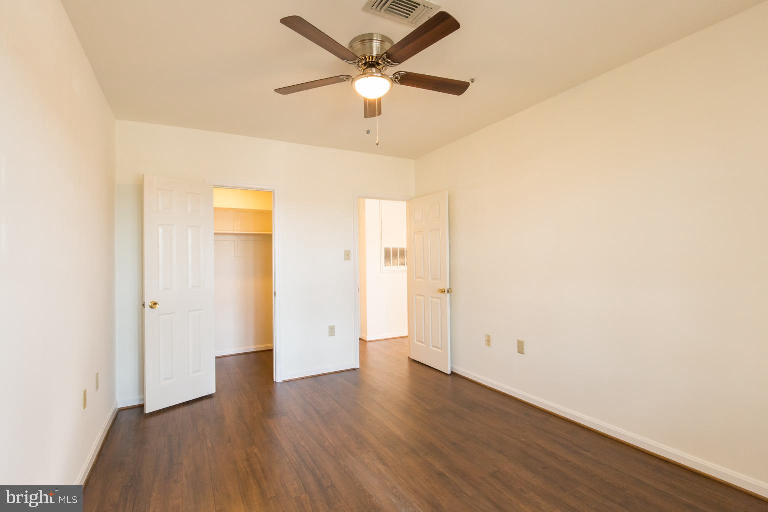 HILLWOOD - Residential Lease