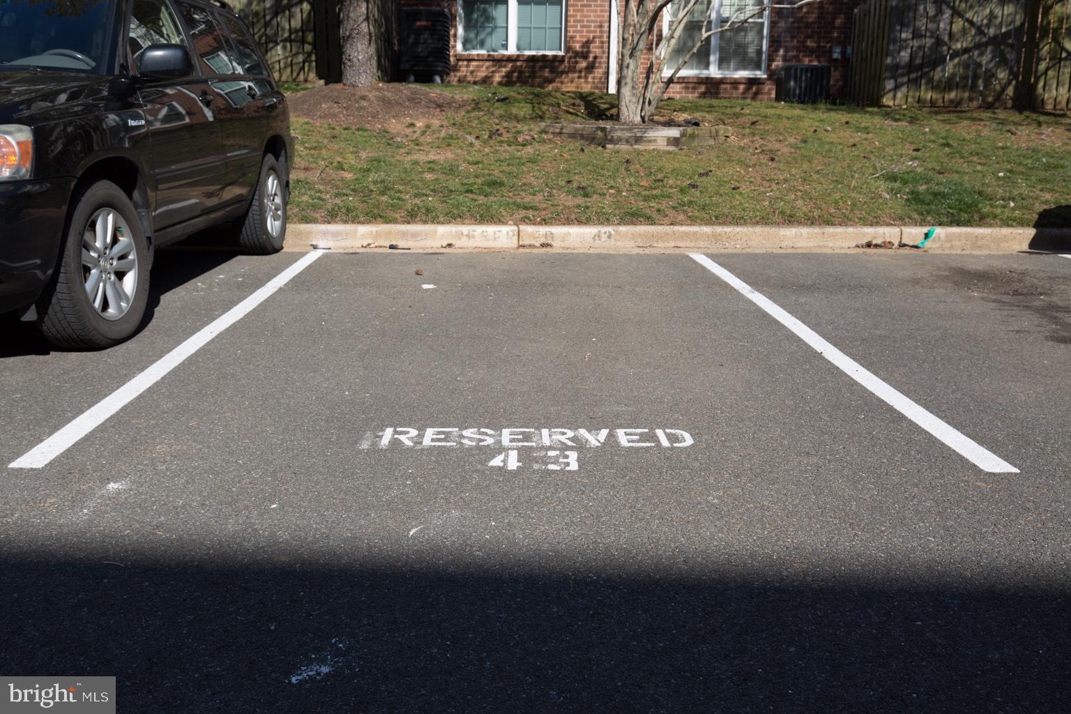 HILLWOOD - Residential Lease