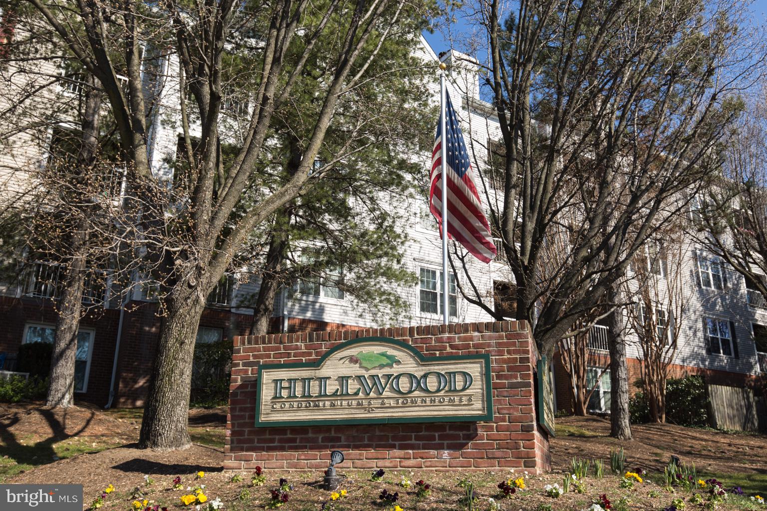 HILLWOOD - Residential Lease