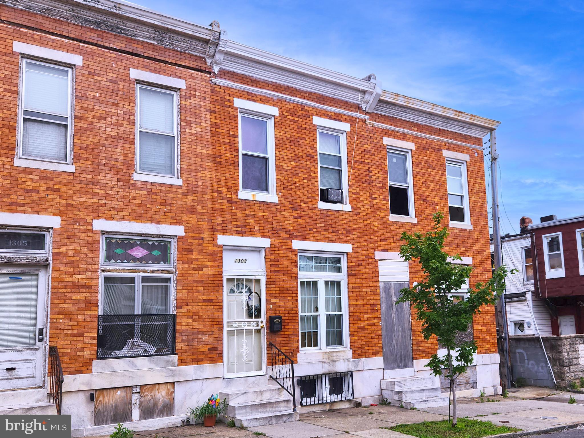 BROADWAY EAST - Residential