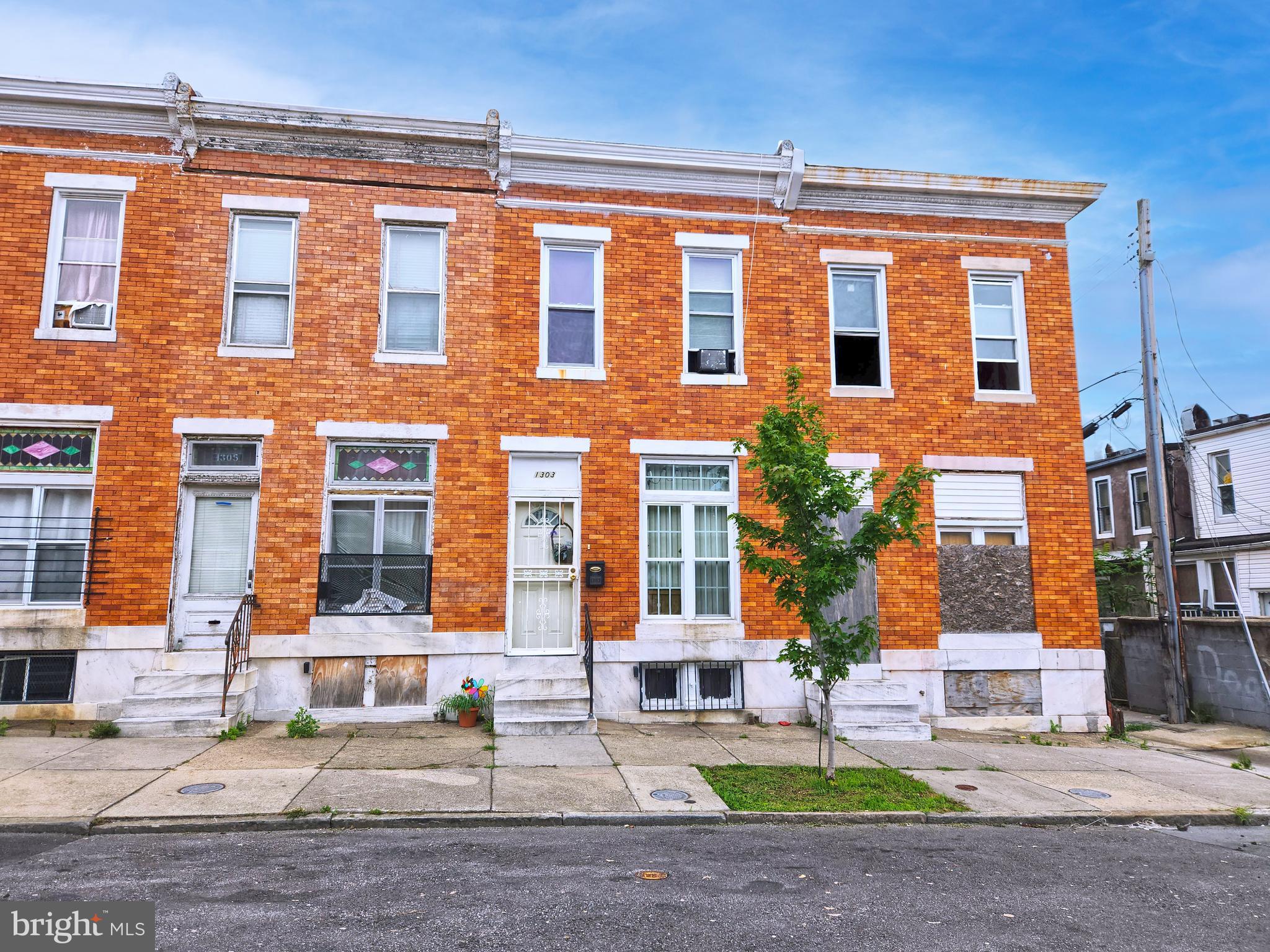 BROADWAY EAST - Residential