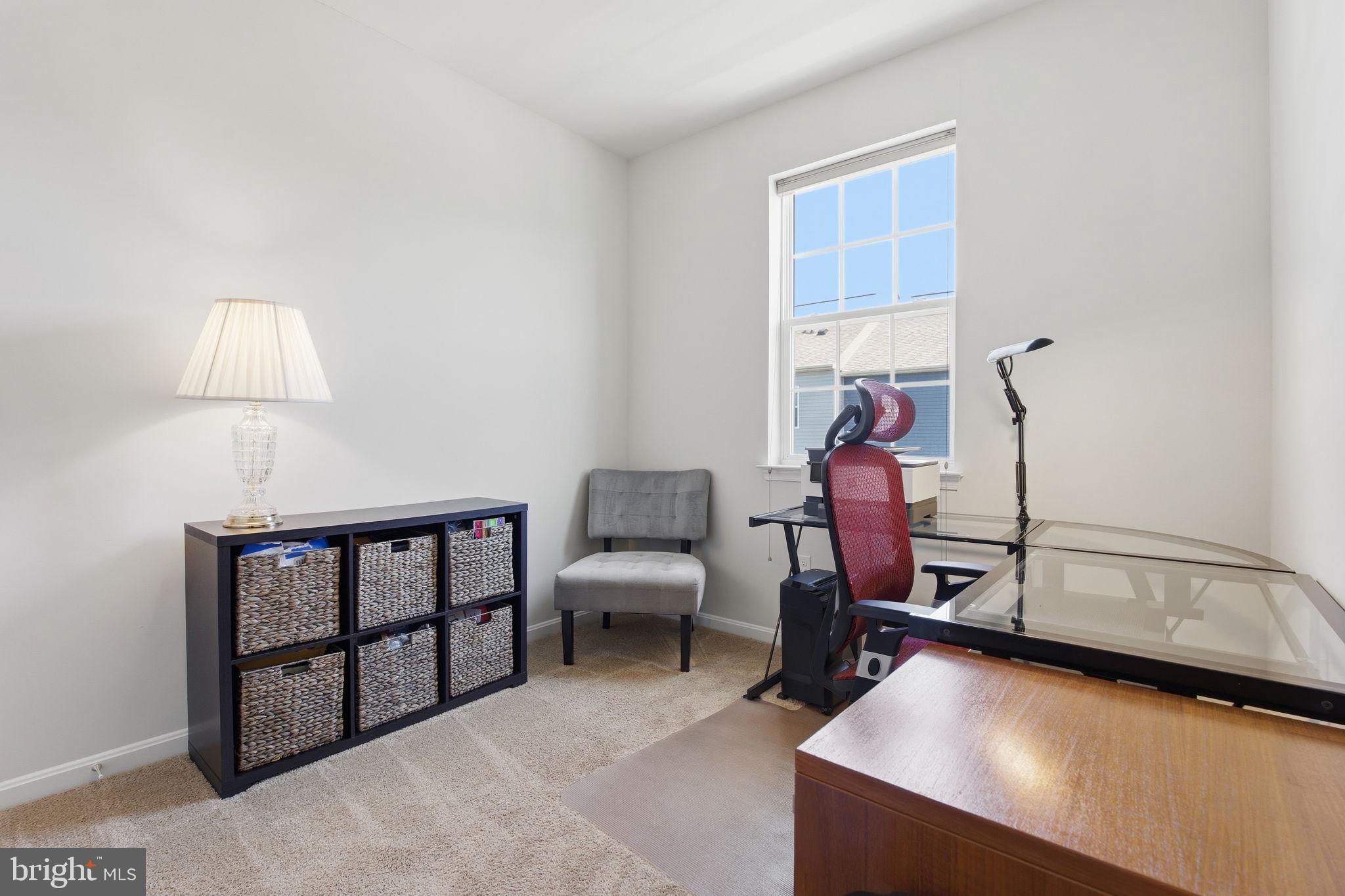 SEVEN OAKS - Residential