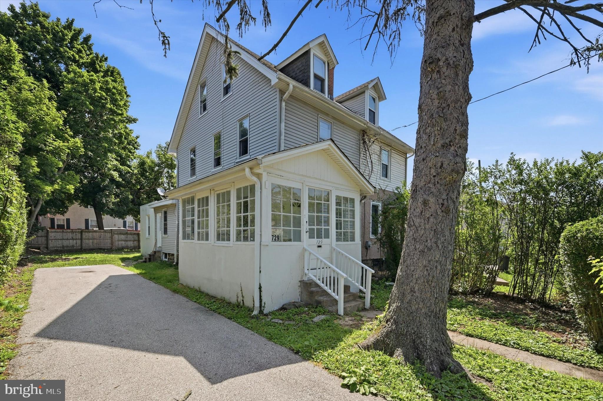 729 E HAVERFORD ROAD