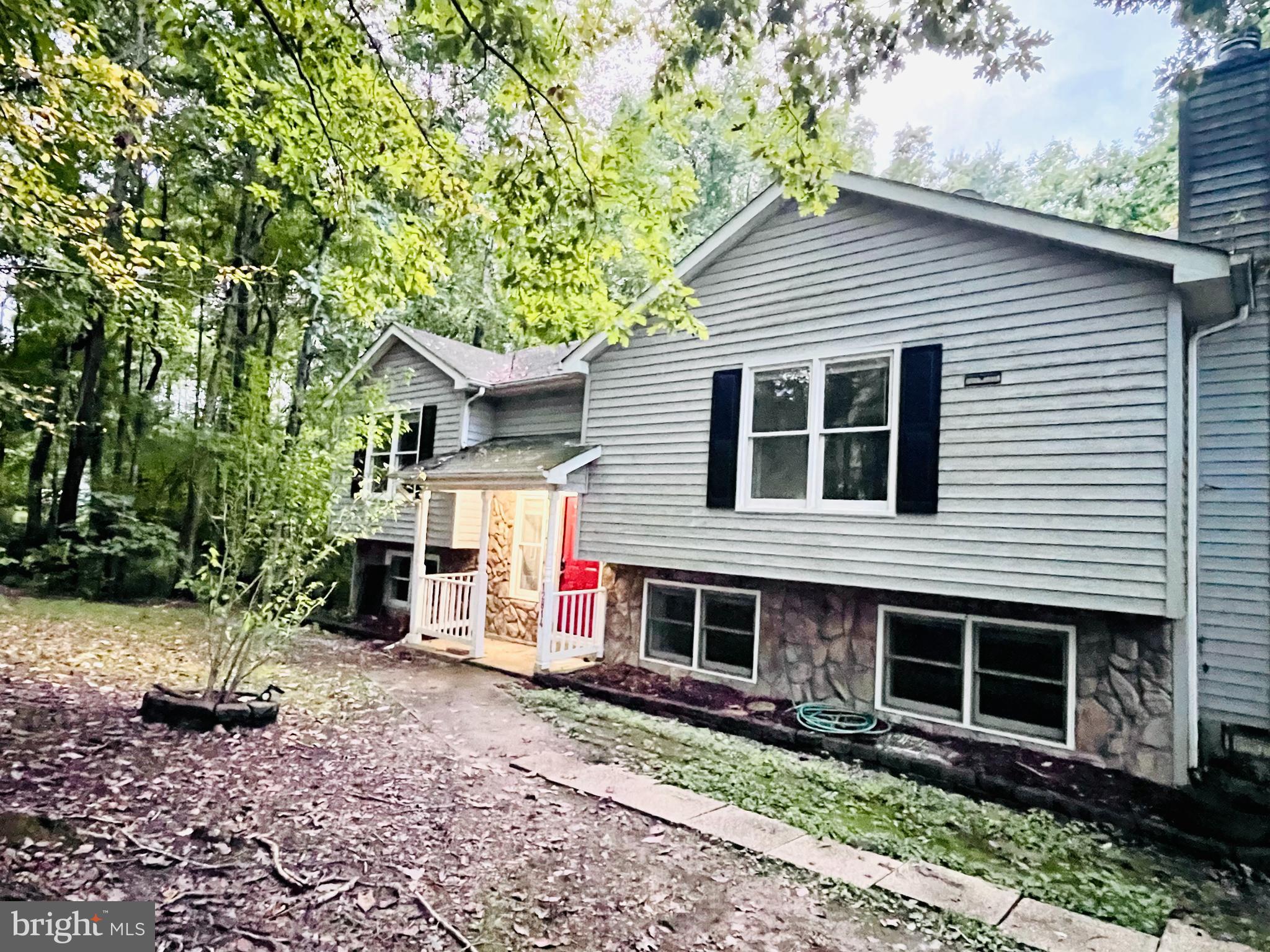 LAKE WILDERNESS - Residential Lease