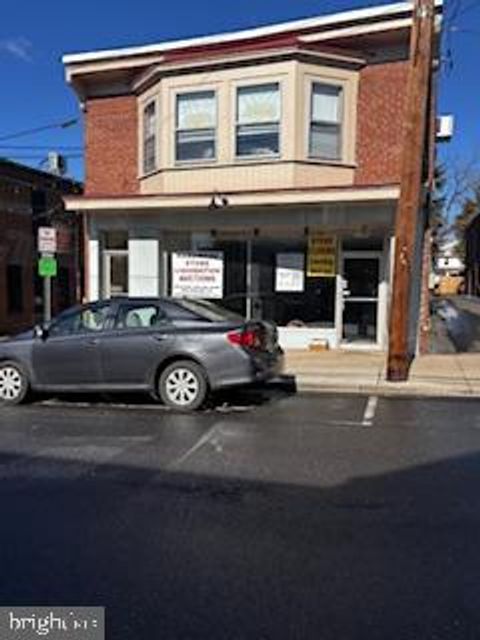 Photo of 10 Coryell Street, LAMBERTVILLE, NJ 08530 (MLS # NJHT2004758)