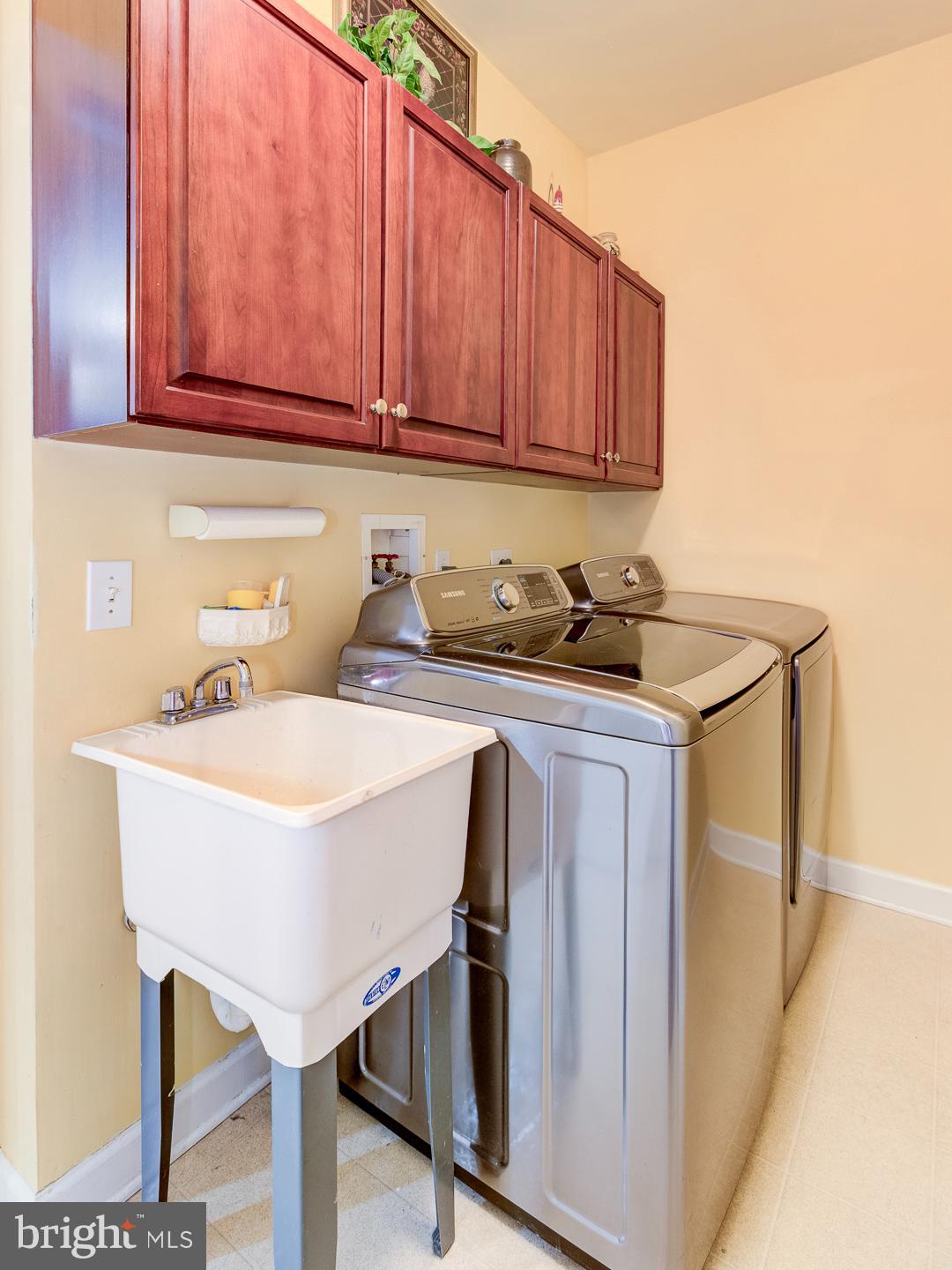 BROOKSIDE - Residential