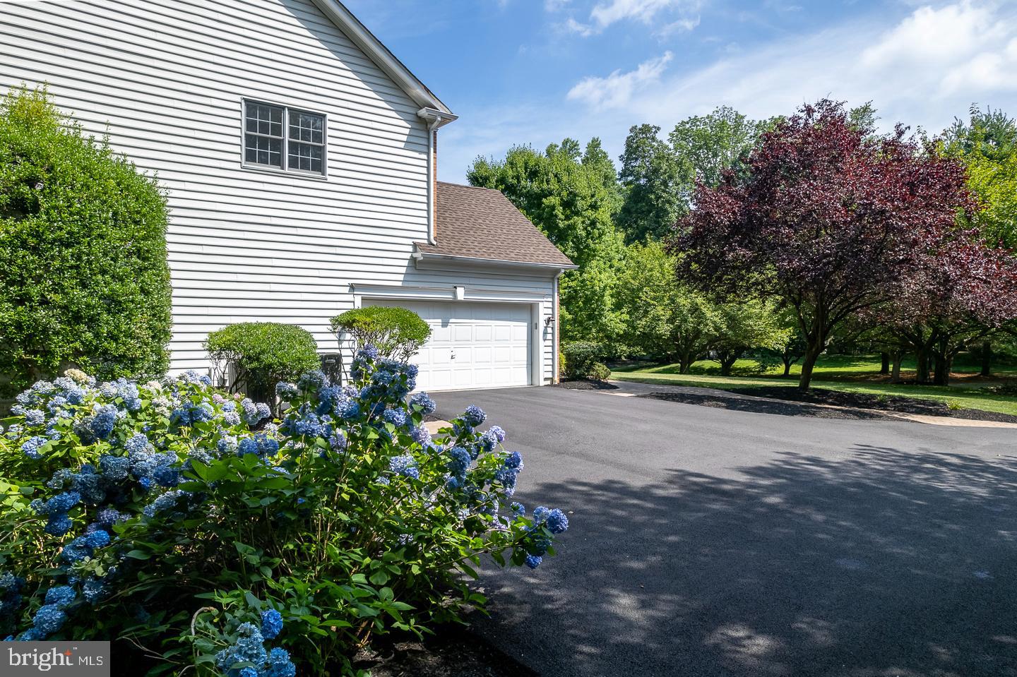 BROOKSIDE - Residential