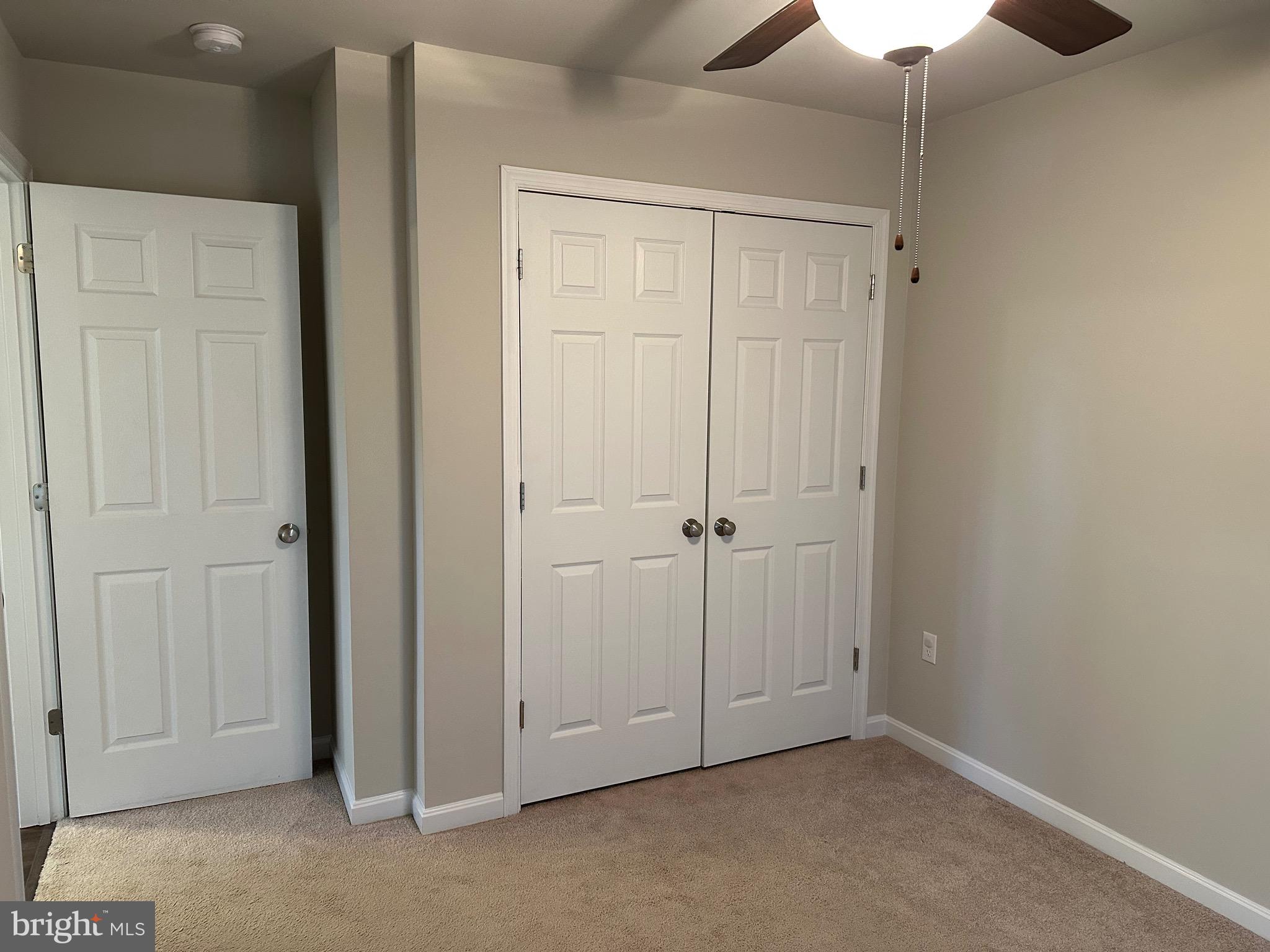 EBB TIDE - Residential Lease