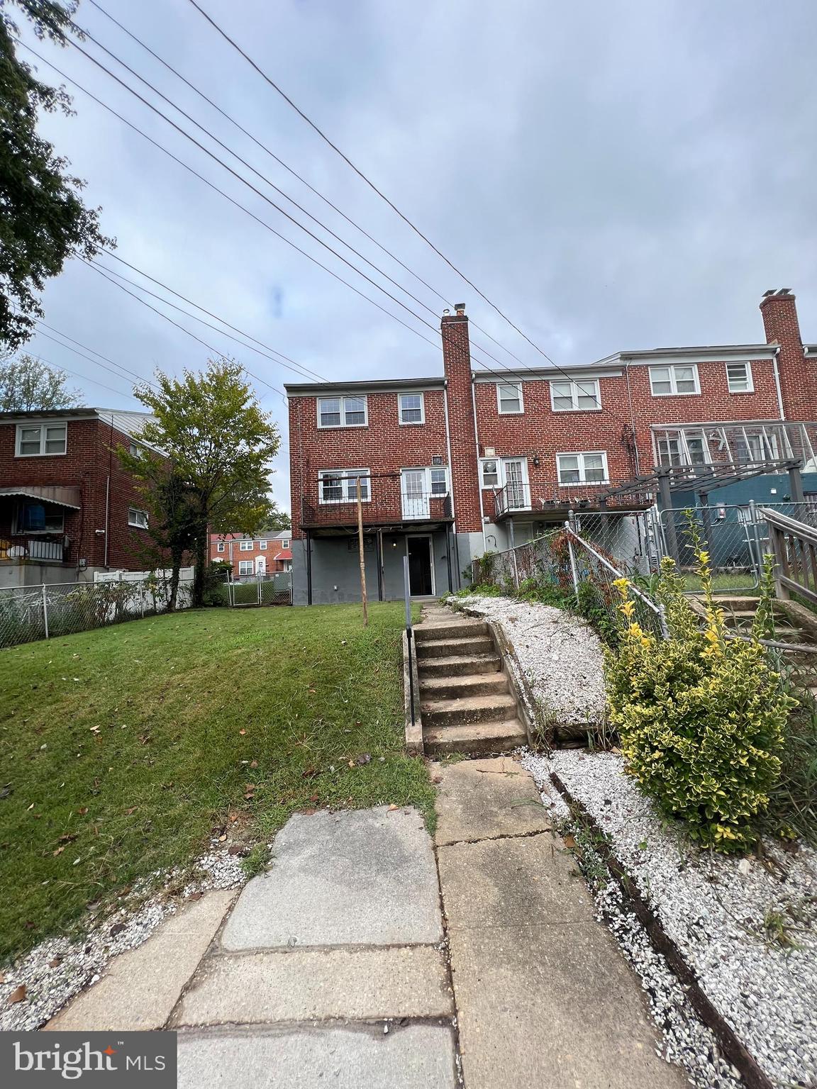 ADMIRALS LANDING - Residential Lease