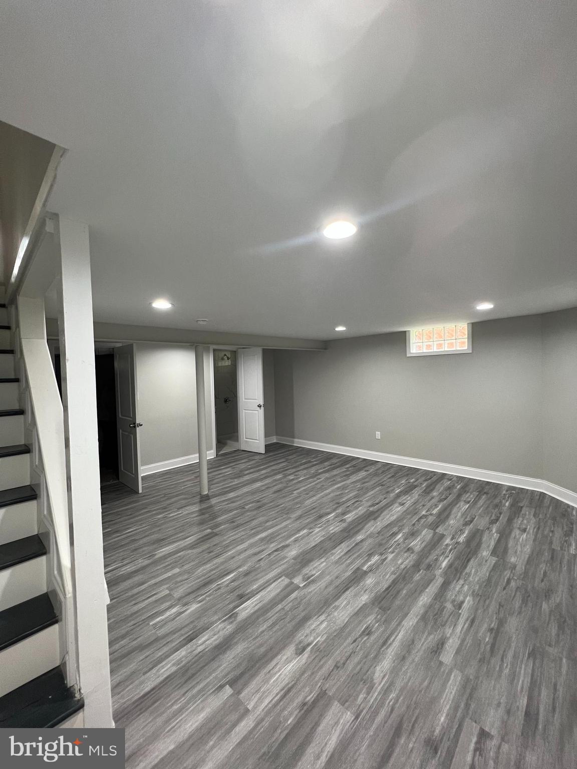 ADMIRALS LANDING - Residential Lease