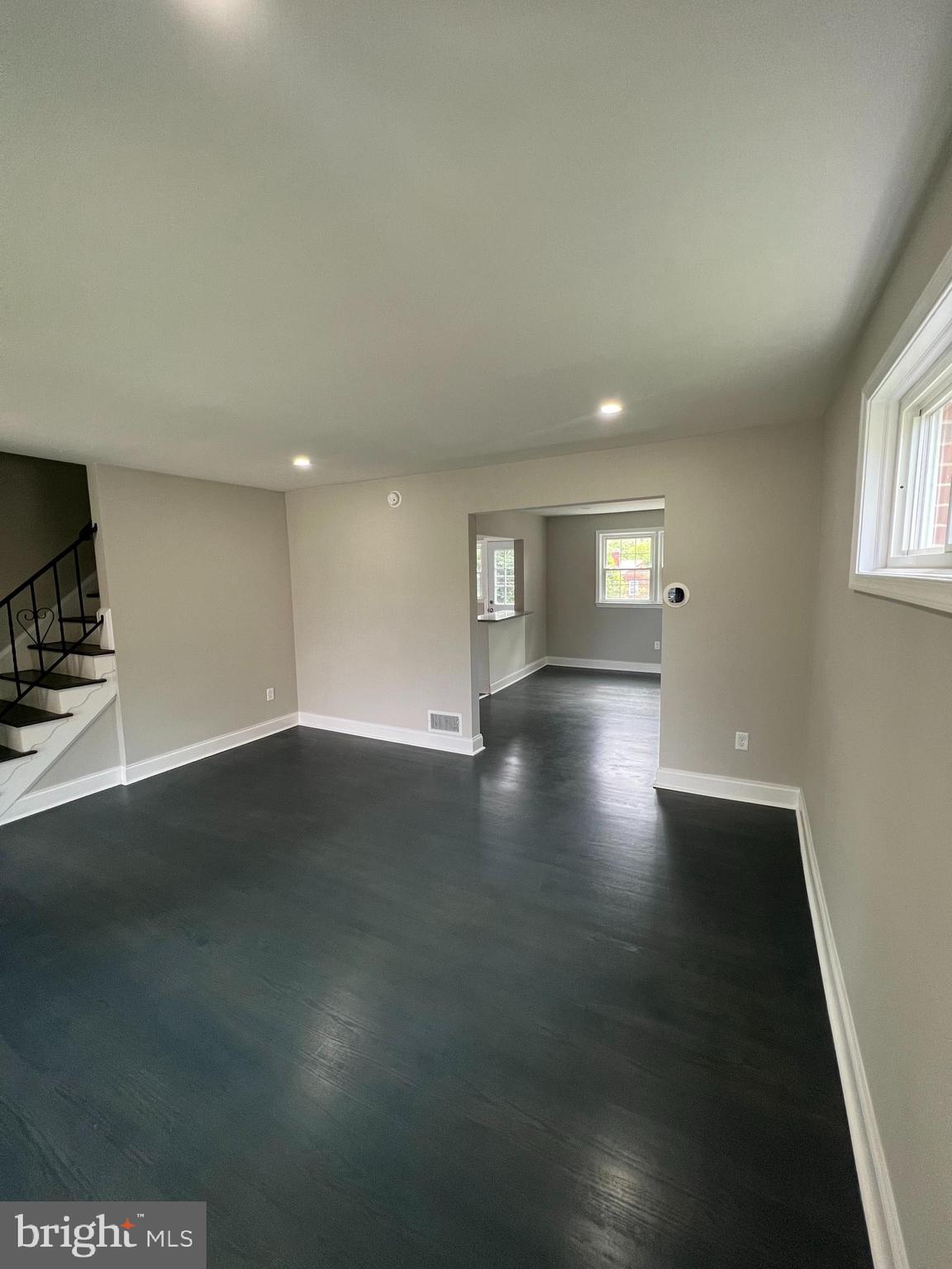 ADMIRALS LANDING - Residential Lease